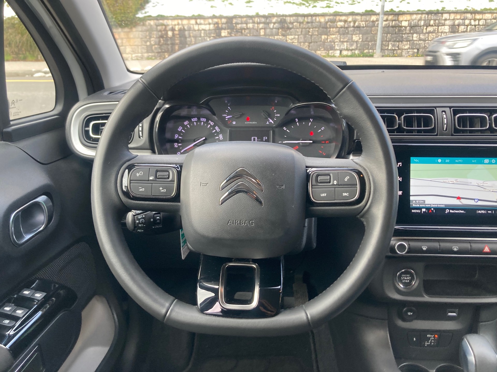 CITROEN C3 1.2i PT Swiss Ed. EAT6-image-9