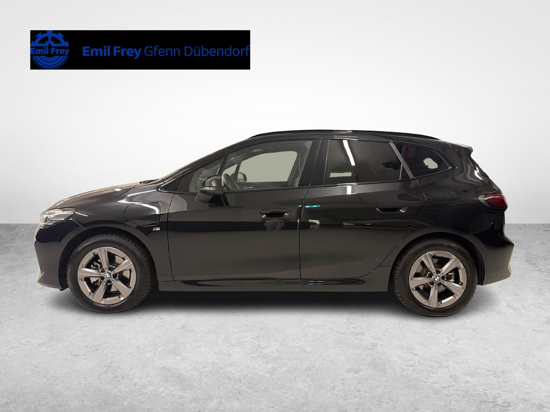 BMW 225e xDrive Active Tourer-image-4