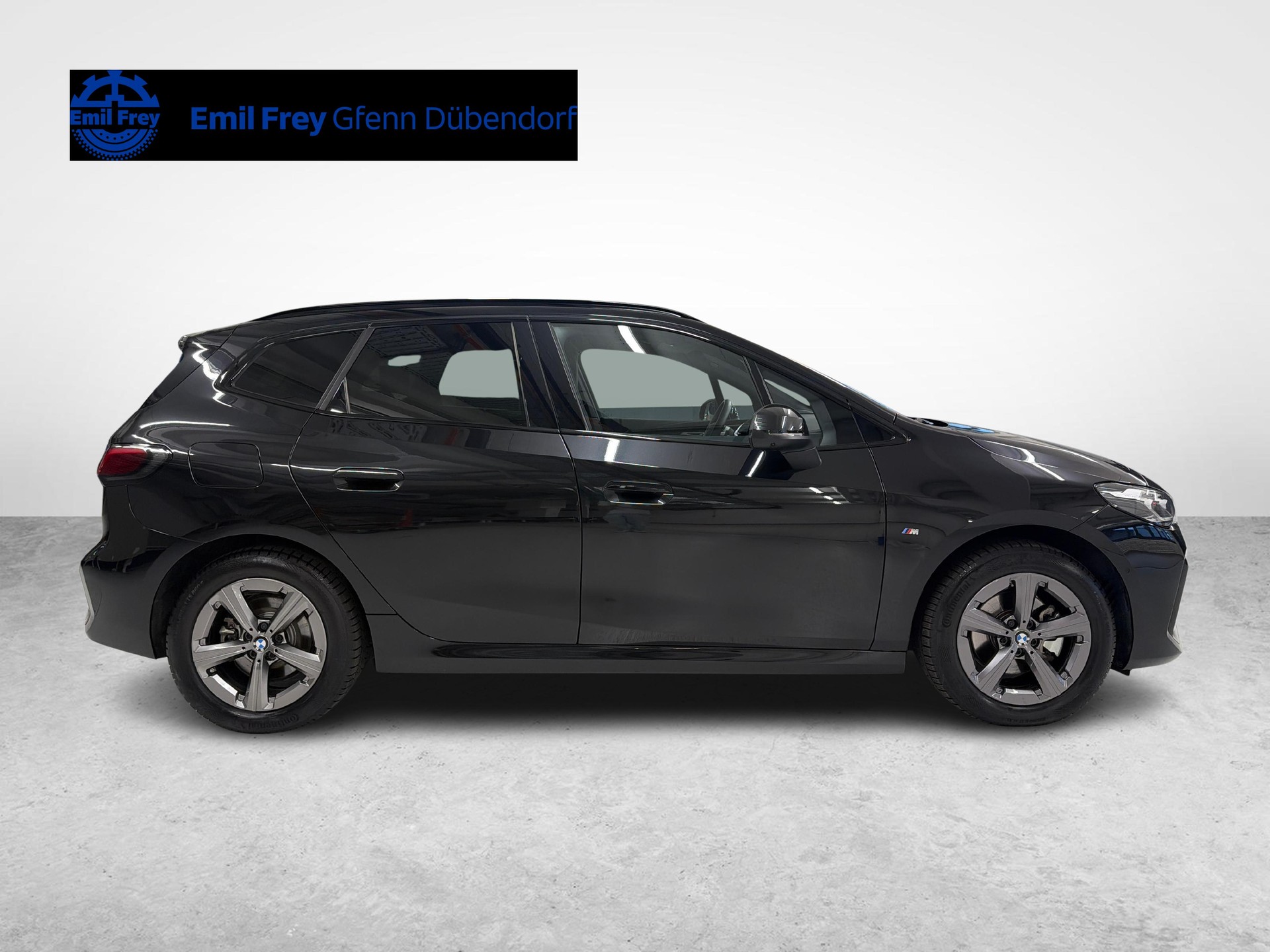 BMW 225e xDrive Active Tourer-image-5