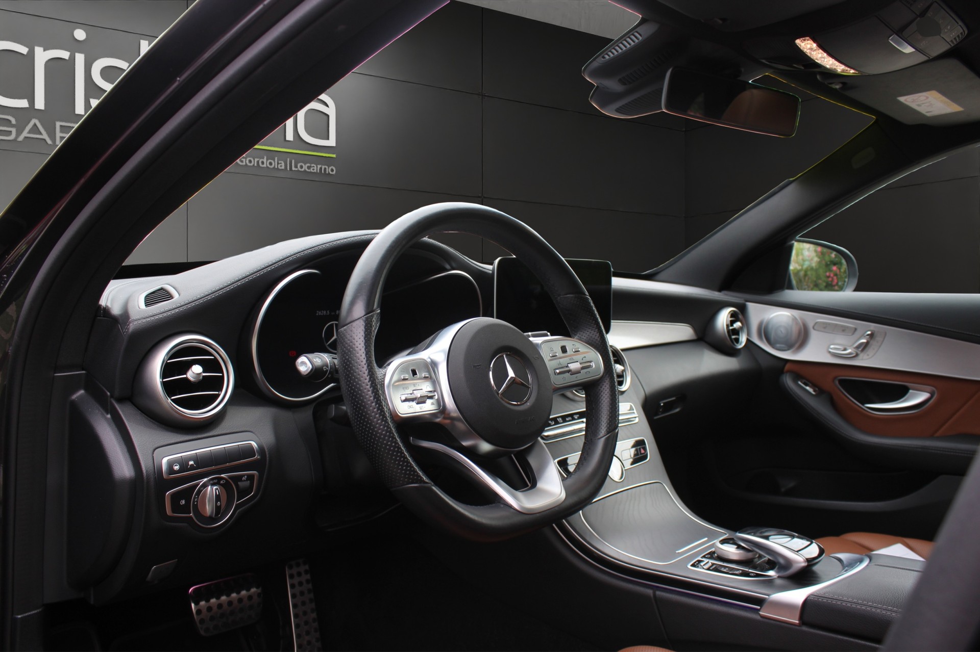 MERCEDES-BENZ C 300 d AMG Line 4matic Kombi-image-7