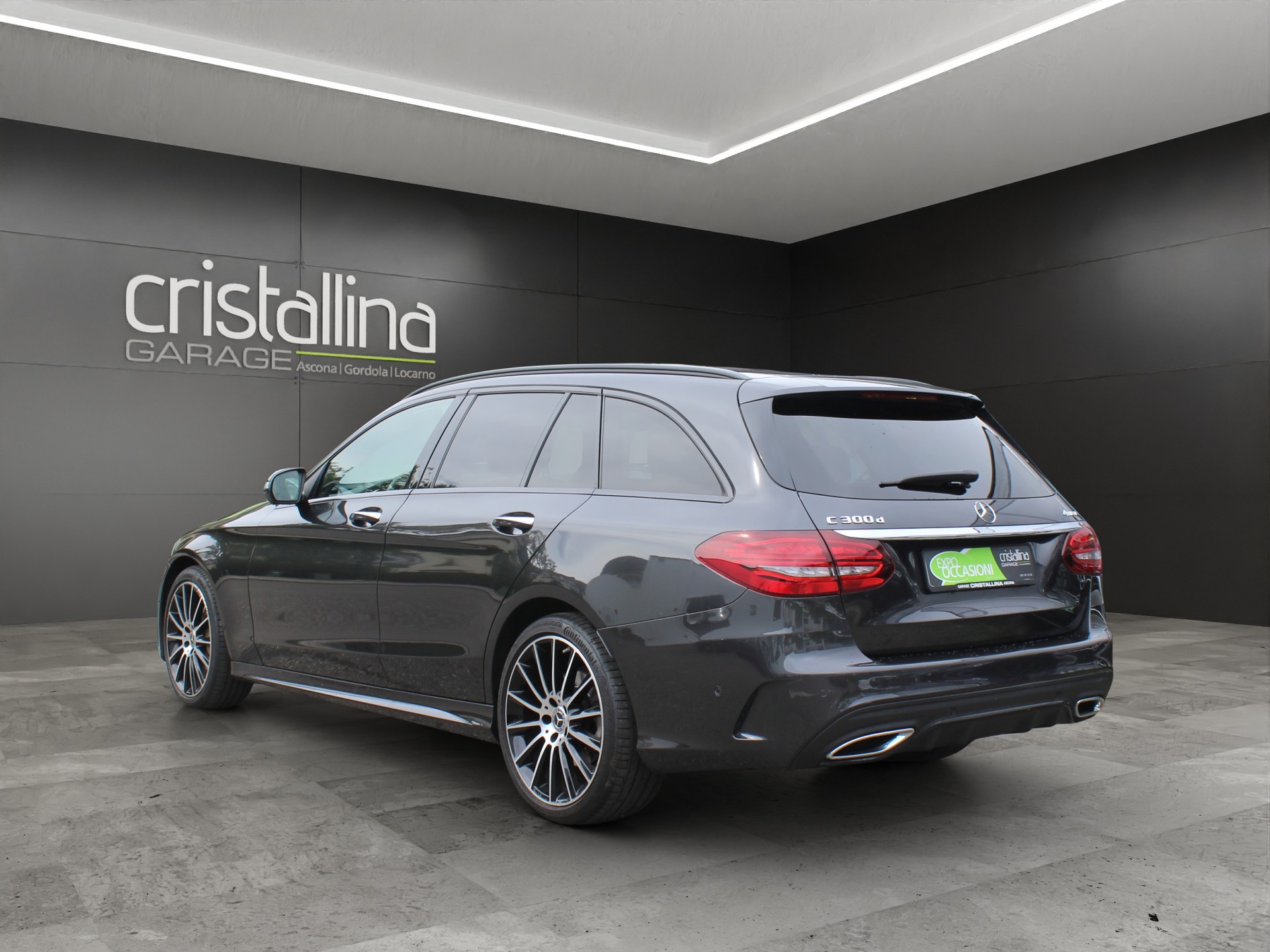 MERCEDES-BENZ C 300 d AMG Line 4matic Kombi-image-2