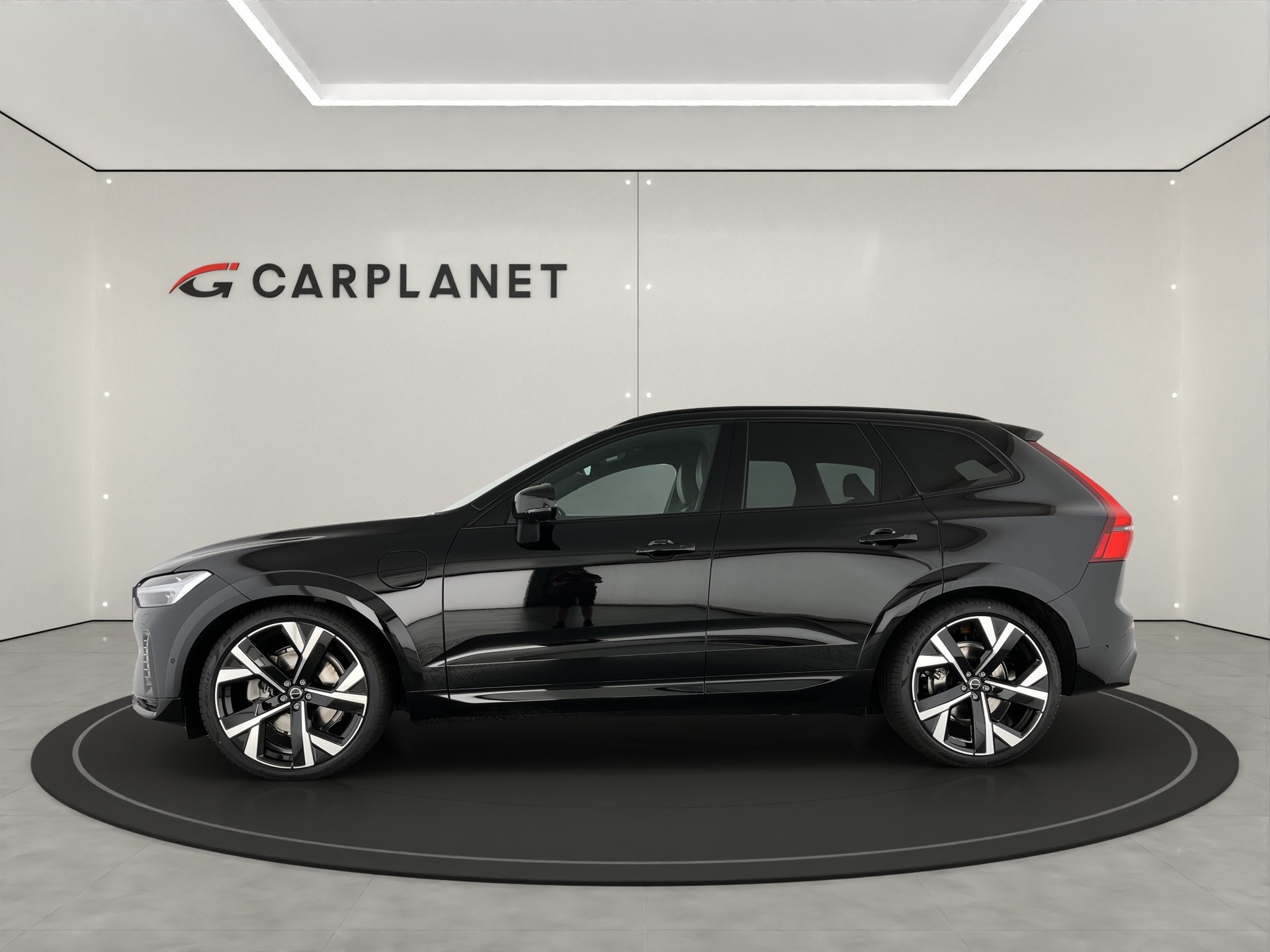 VOLVO XC60 2.0 T8 TE Black Edition eAWD-image-4