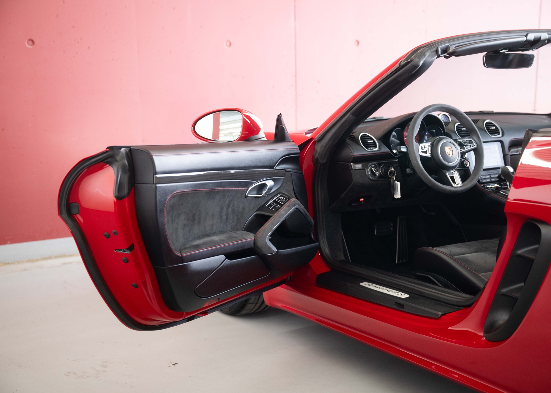 PORSCHE 718 Boxster GTS 2.5 PDK (Swiss car, 2nd hand, perfect condition, full Porsche service history)-image-30