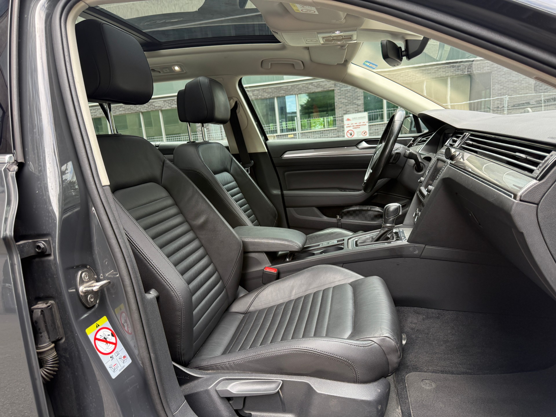 VW Passat Alltrack 2.0 TDI 240 SCR DSG 4motion*NEUWERTIG*-image-5