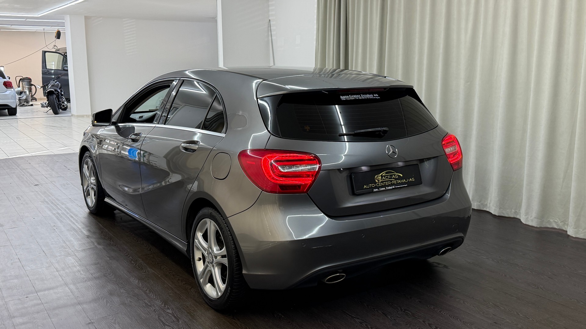 MERCEDES-BENZ A 200 Urban 7G-DCT-image-5