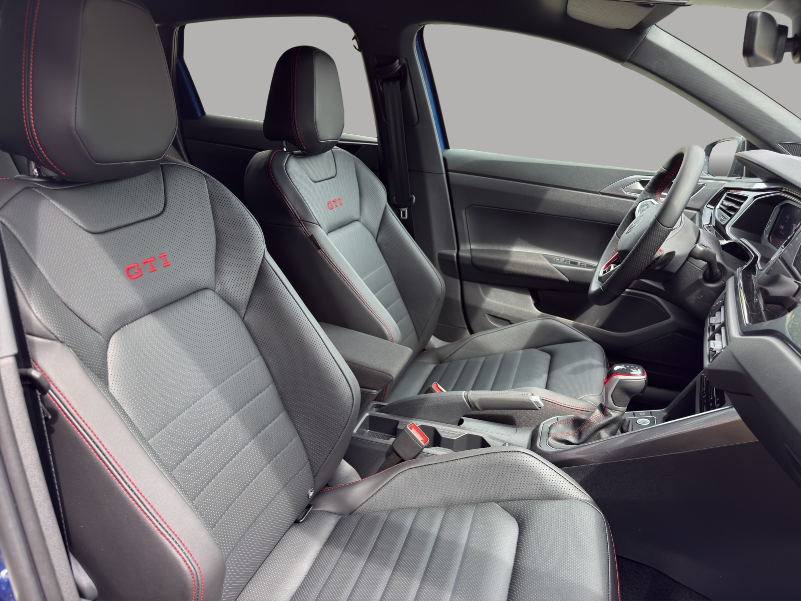 VW Polo 2.0 TSI GTI DSG-image-17