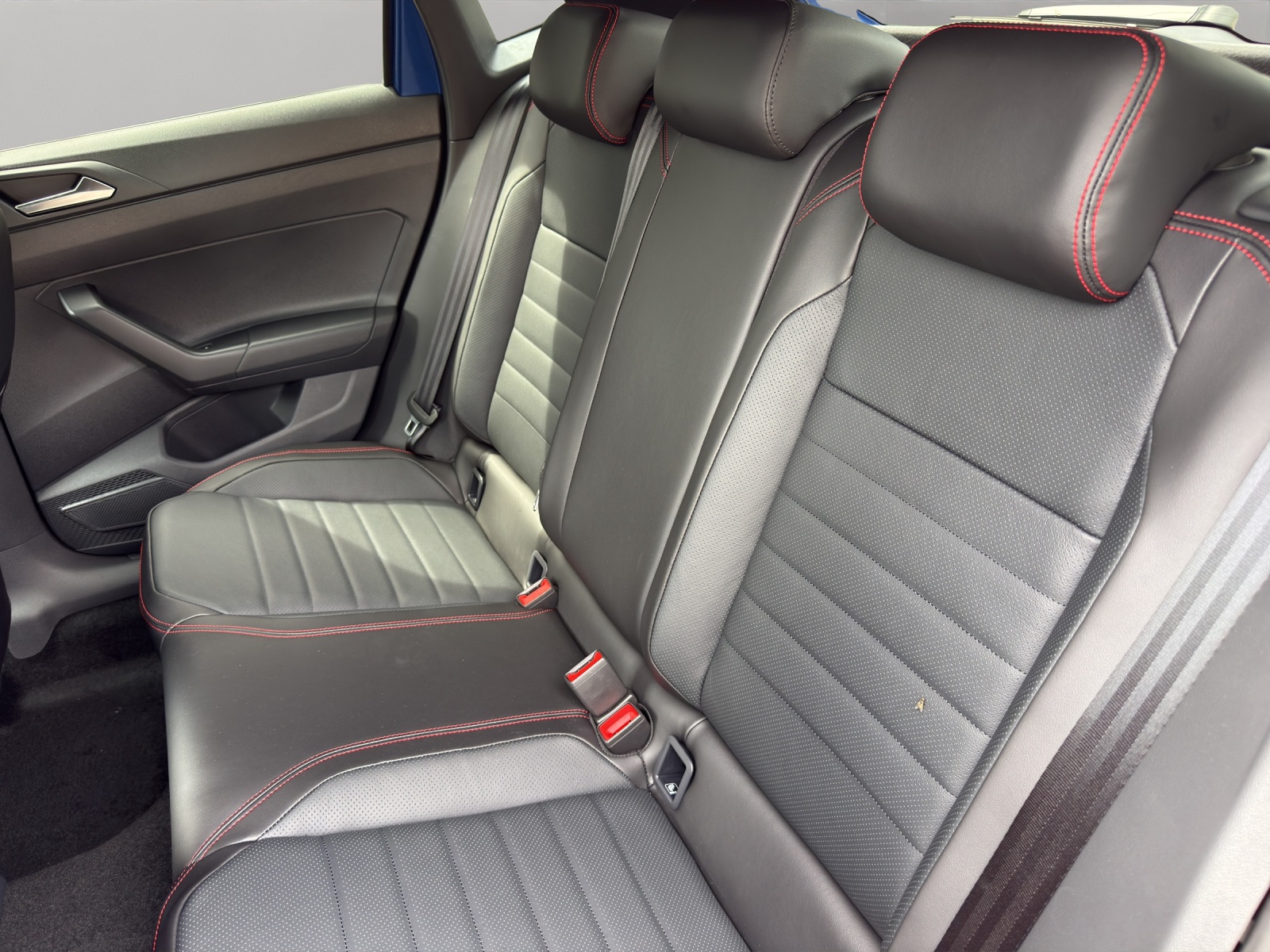 VW Polo 2.0 TSI GTI DSG-image-15
