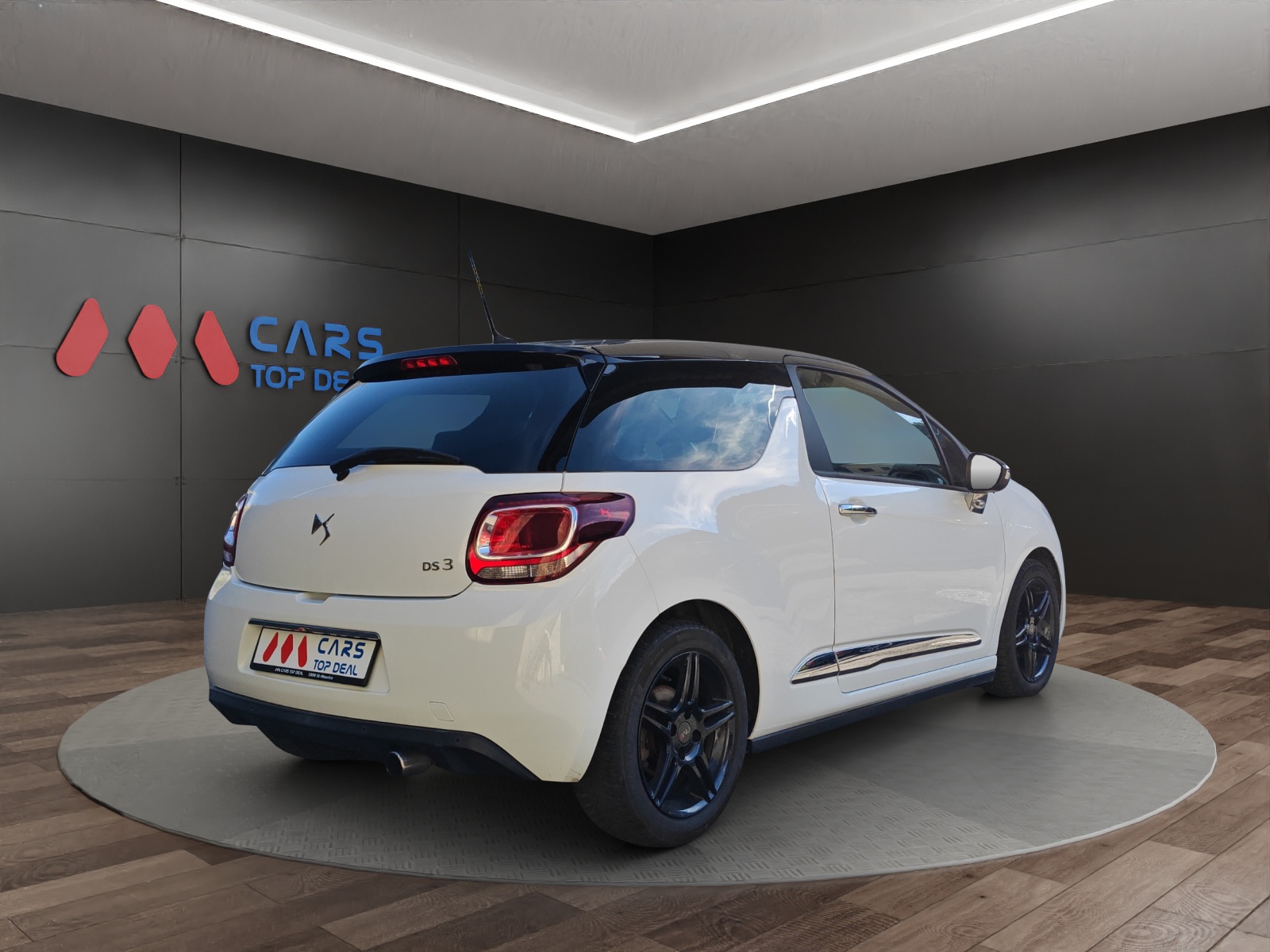 DS AUTOMOBILES DS 3 1.2 PureTech SO Chic EAT [Expertise du jour + Garantie 12 mois + Service & Immat. Offerts]-image-4