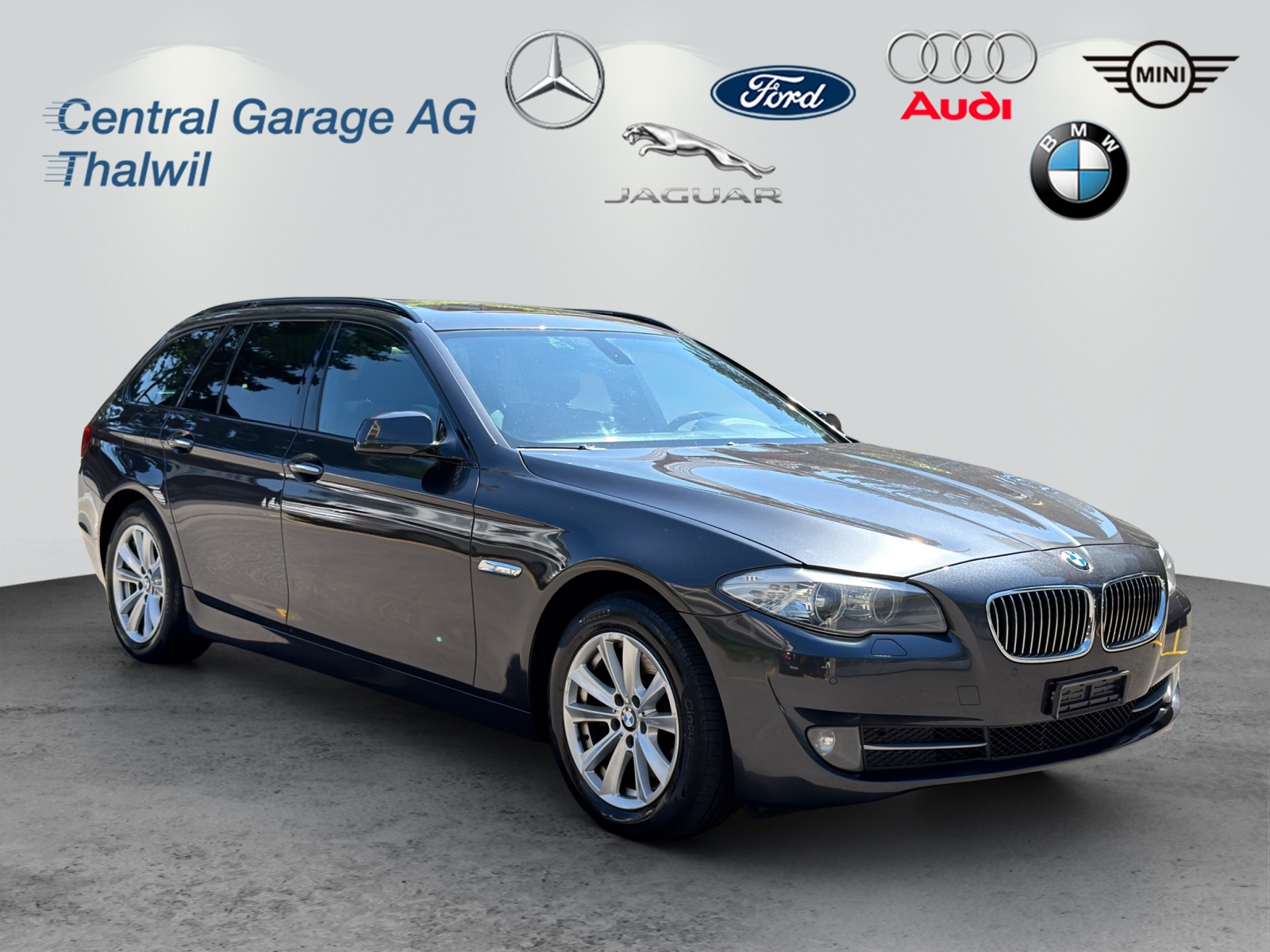 BMW 525d XDrive Touring-image-7