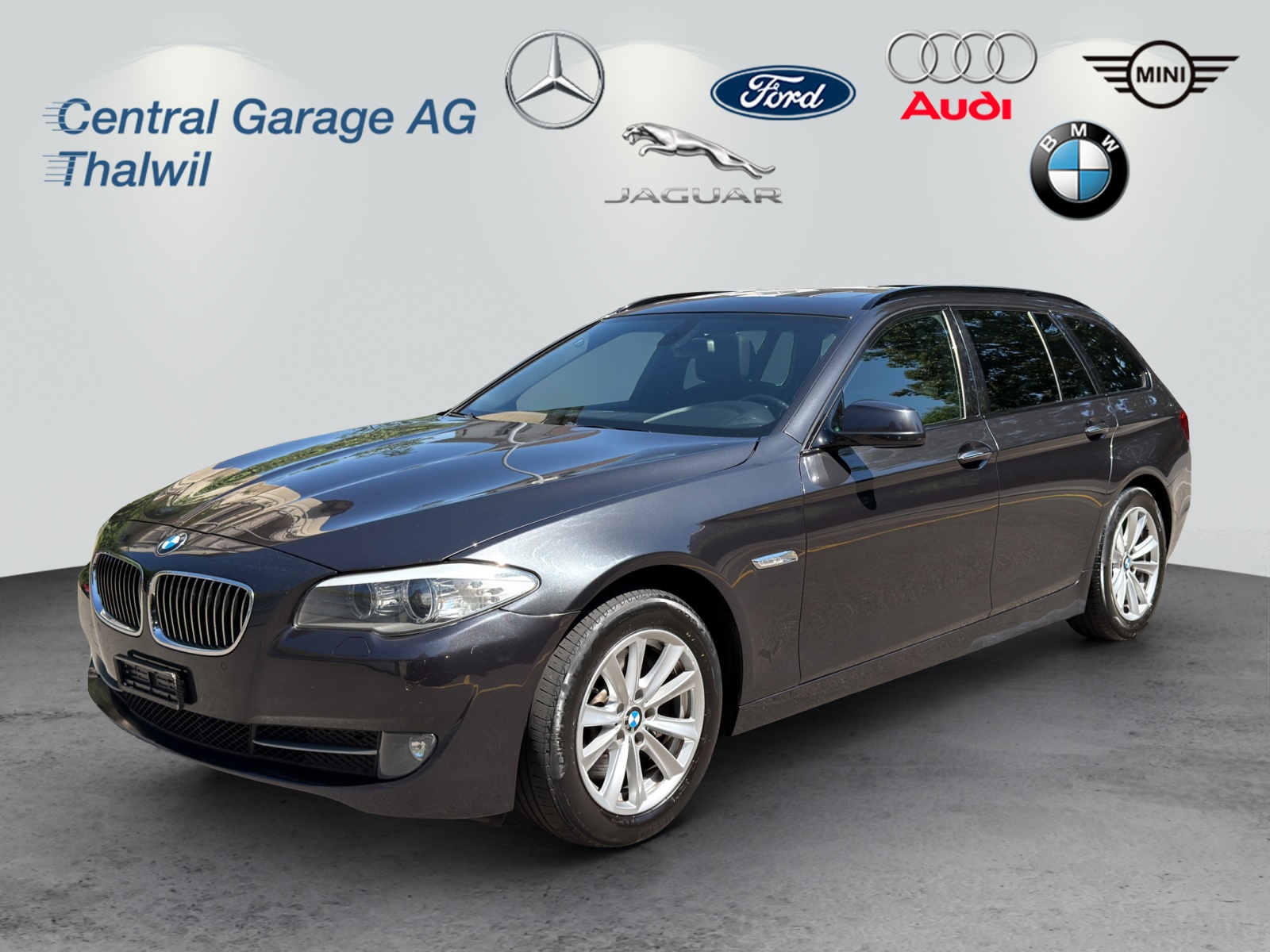 BMW 525d XDrive Touring-image-0