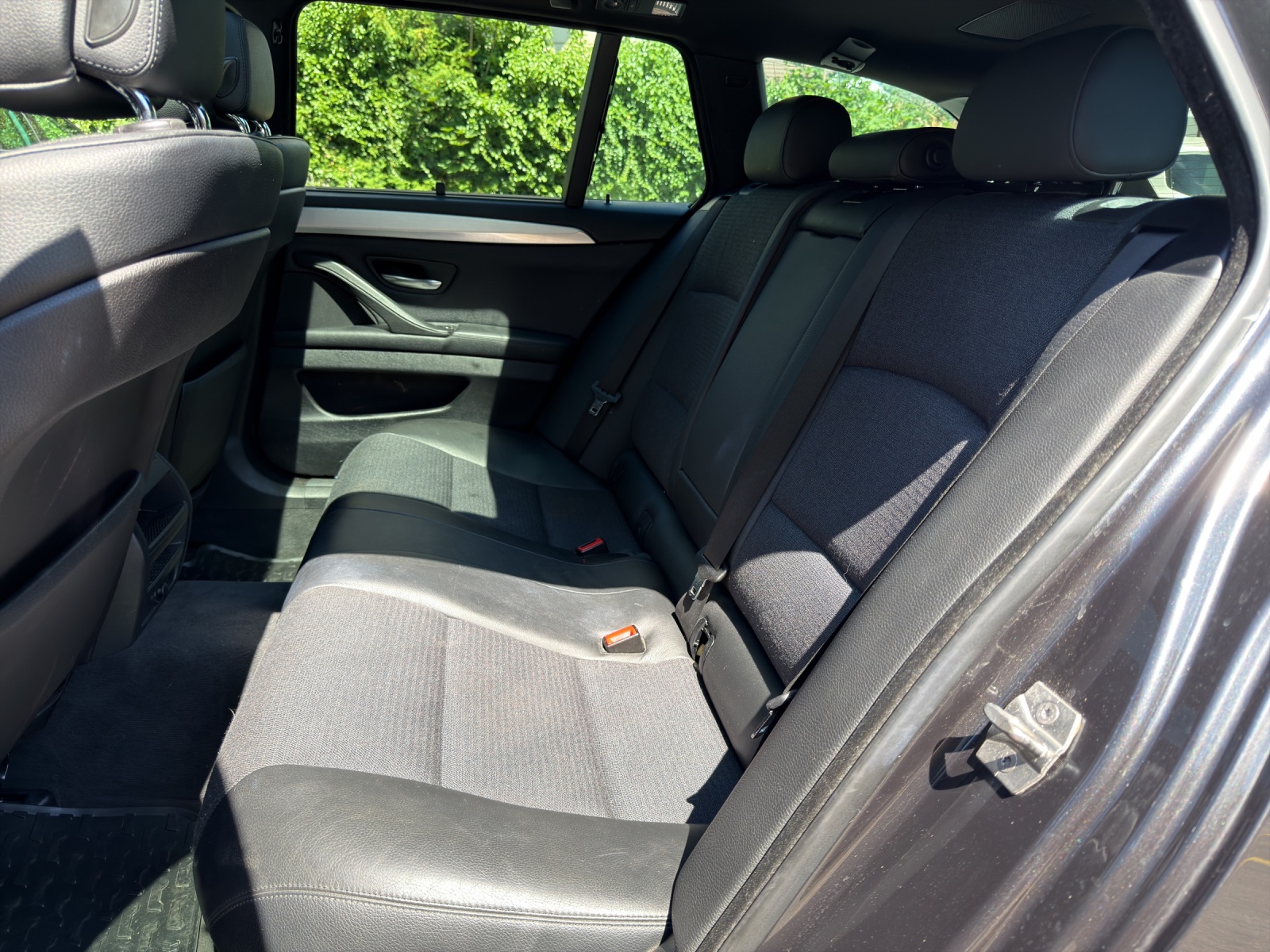 BMW 525d XDrive Touring-image-10