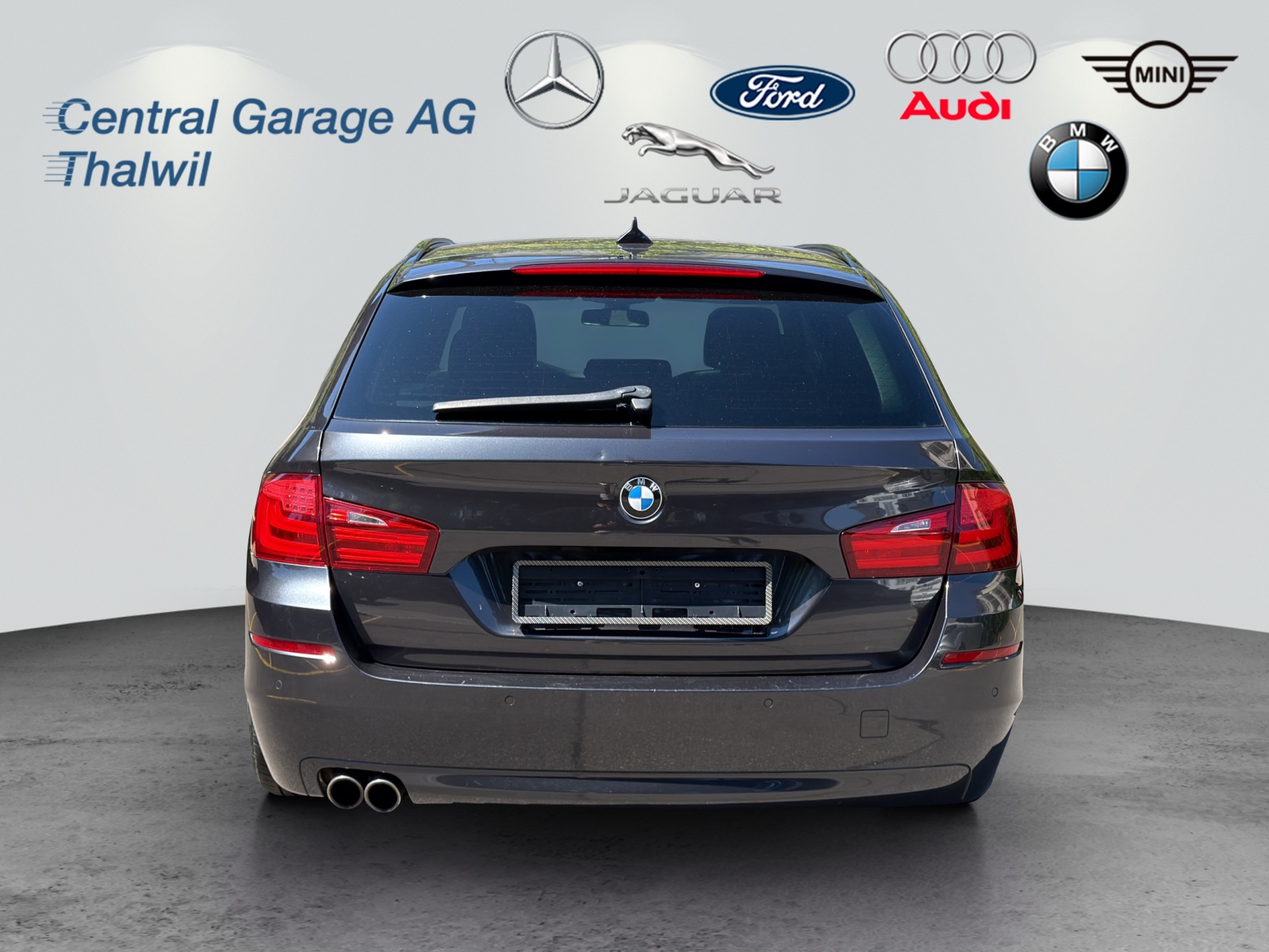 BMW 525d XDrive Touring-image-4