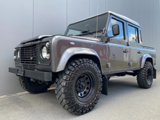 LAND ROVER Defender TD5 PickUp "Skyfall 007" (Pick-Up)-image-0