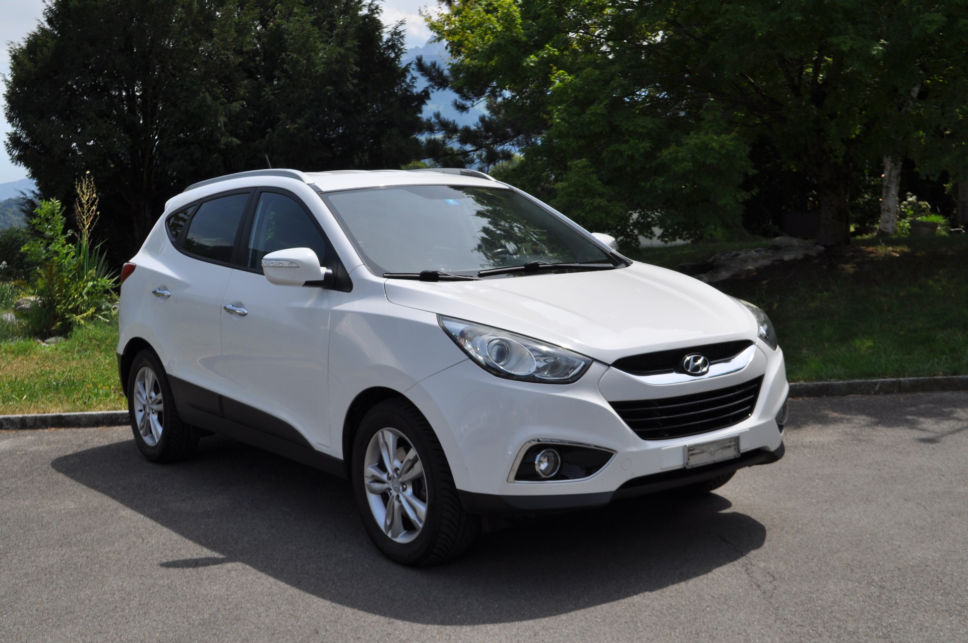 HYUNDAI iX 35 2.0 CRDi Style 4WD-image-1