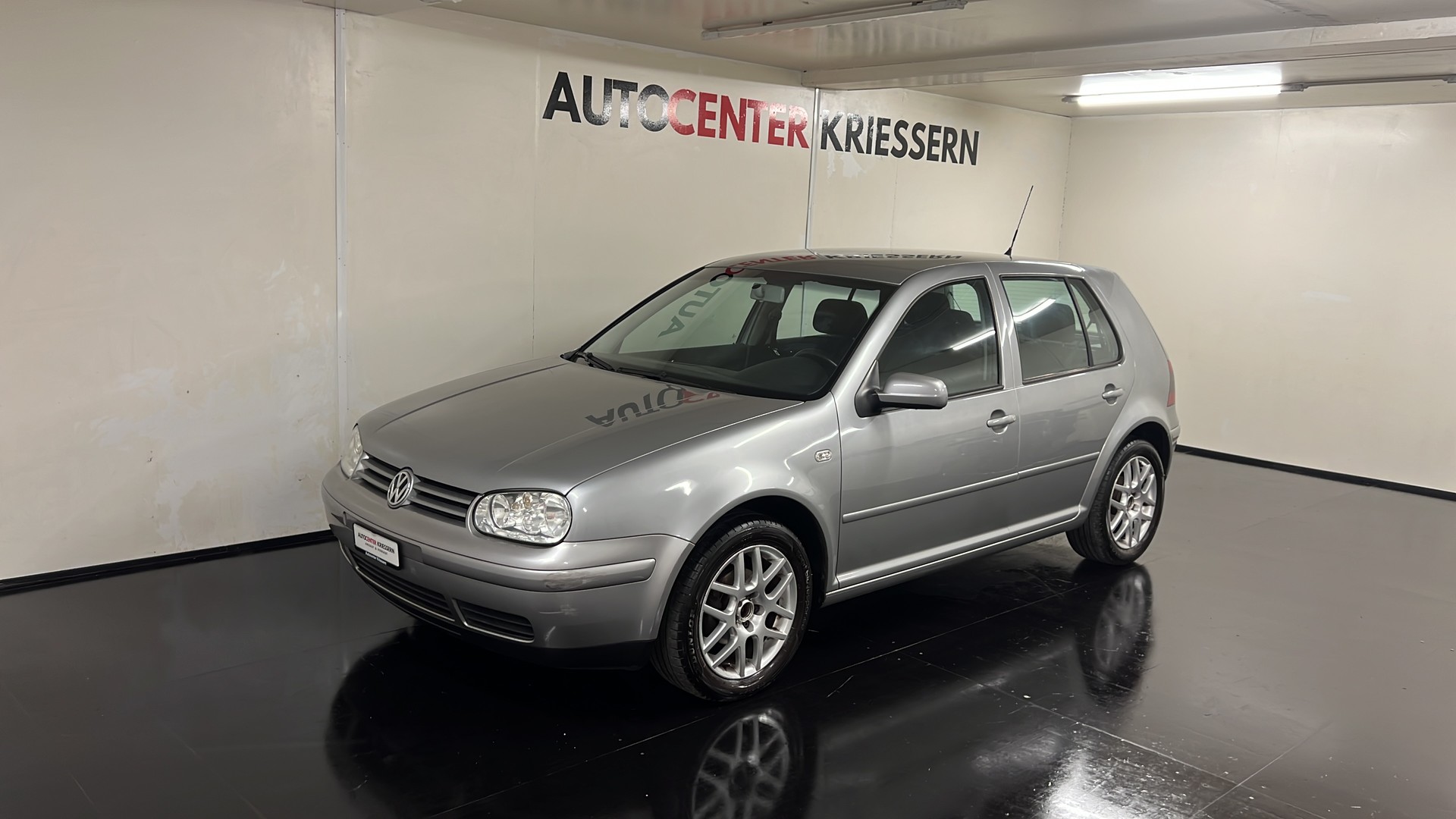 VW Golf 1.6 16V Pacific-image-0