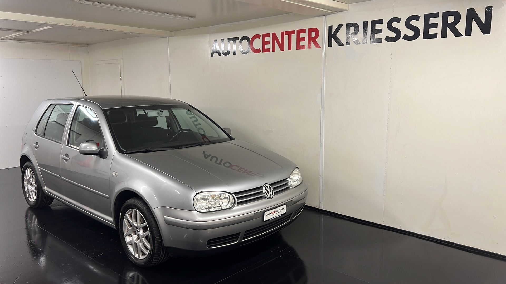 VW Golf 1.6 16V Pacific-image-2