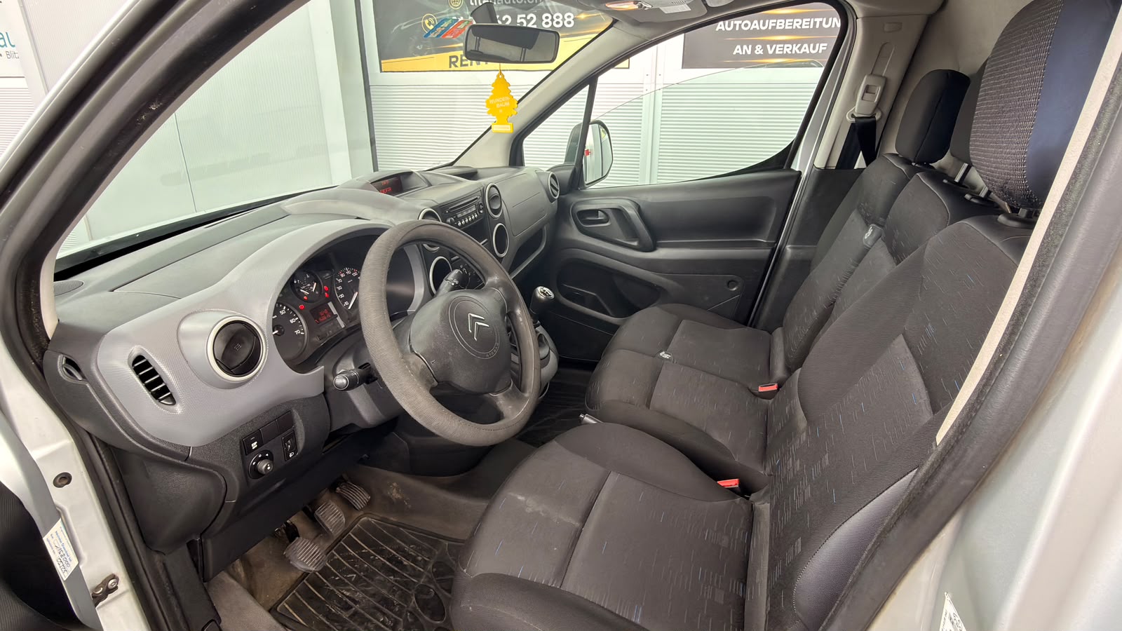 CITROEN Berlingo 1.6 HDi 600 Komfort (Confort)-image-4
