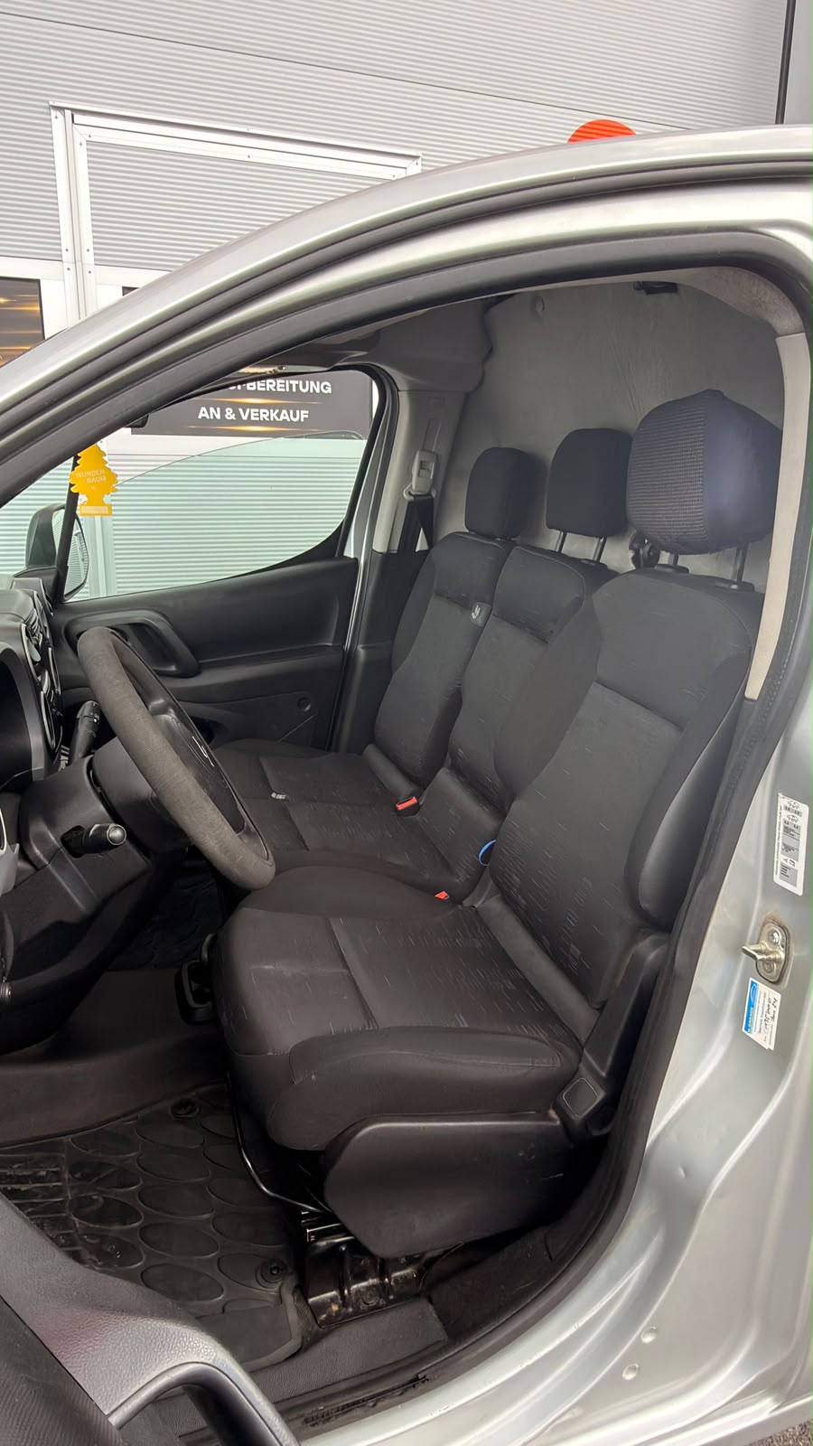 CITROEN Berlingo 1.6 HDi 600 Komfort (Confort)-image-5