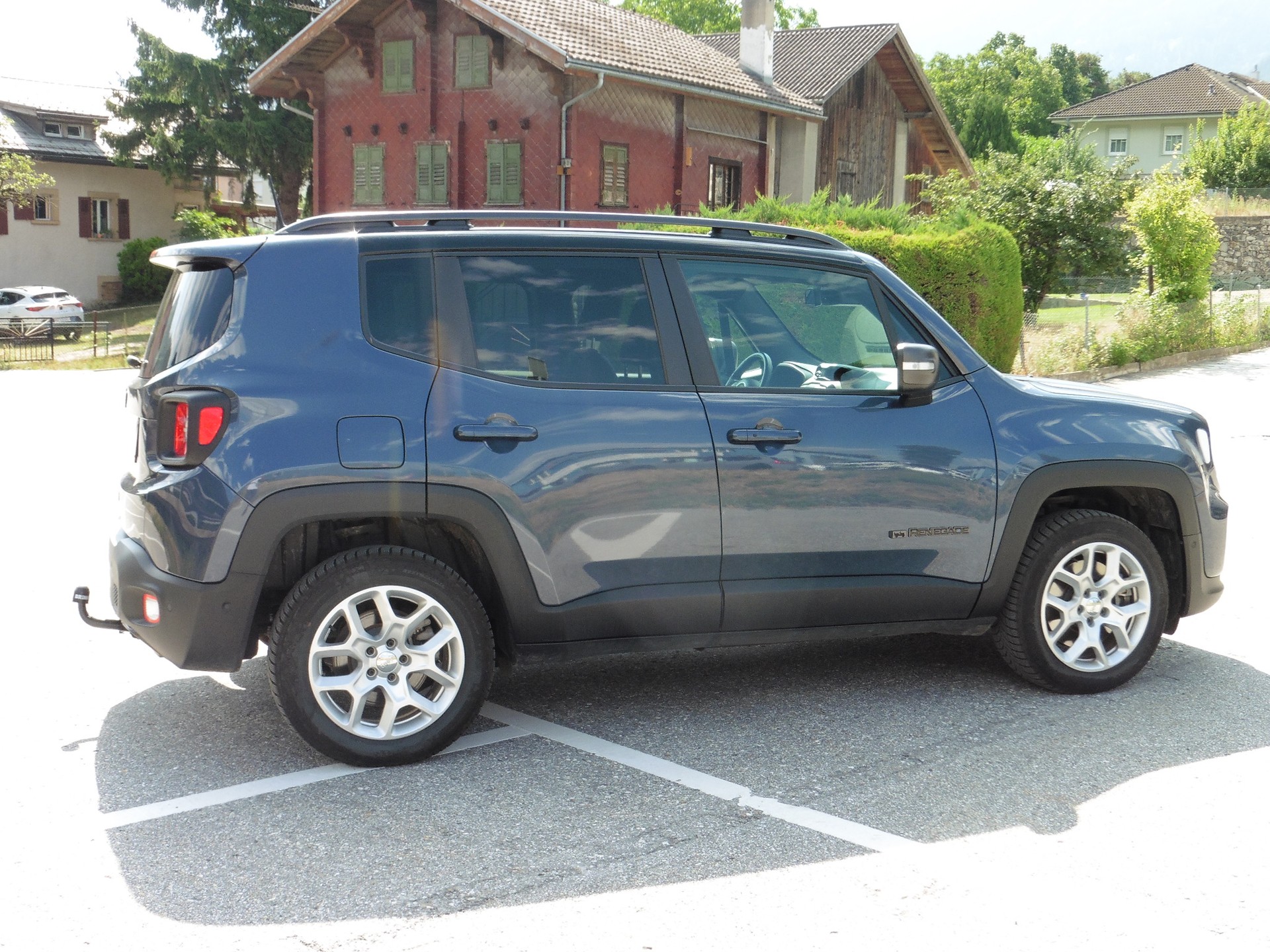 JEEP Renegade 1.3 T4-PHEV 80TH Anniversary AWD-image-10