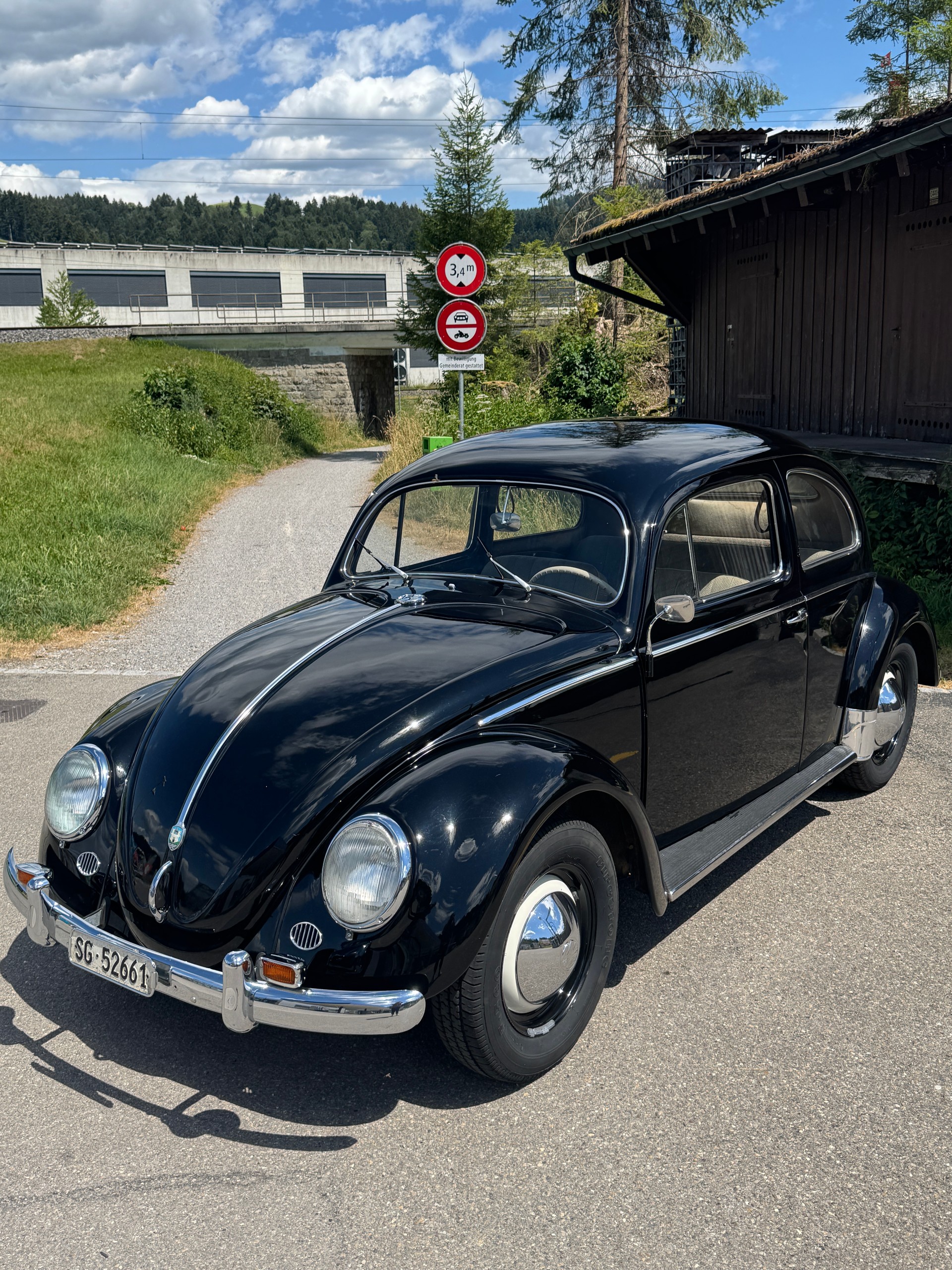 VW 1 - 11-image-0