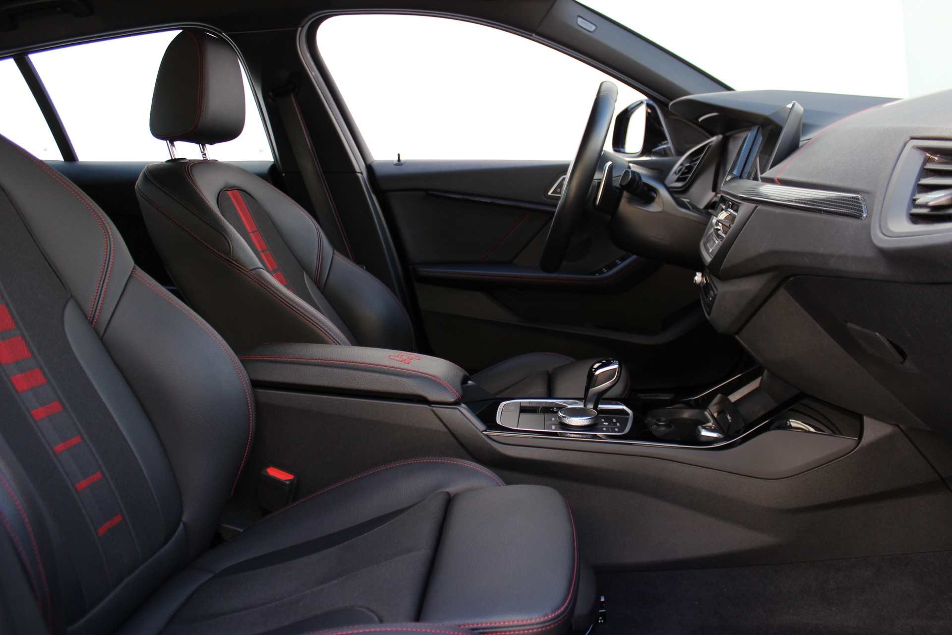 BMW 128ti-image-16