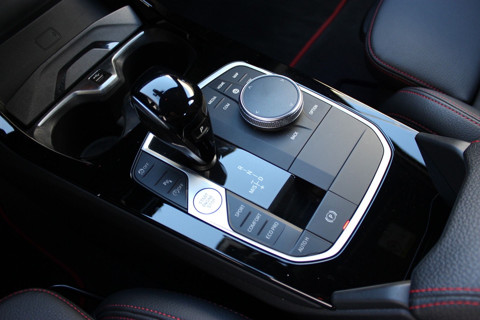 BMW 128ti-image-10