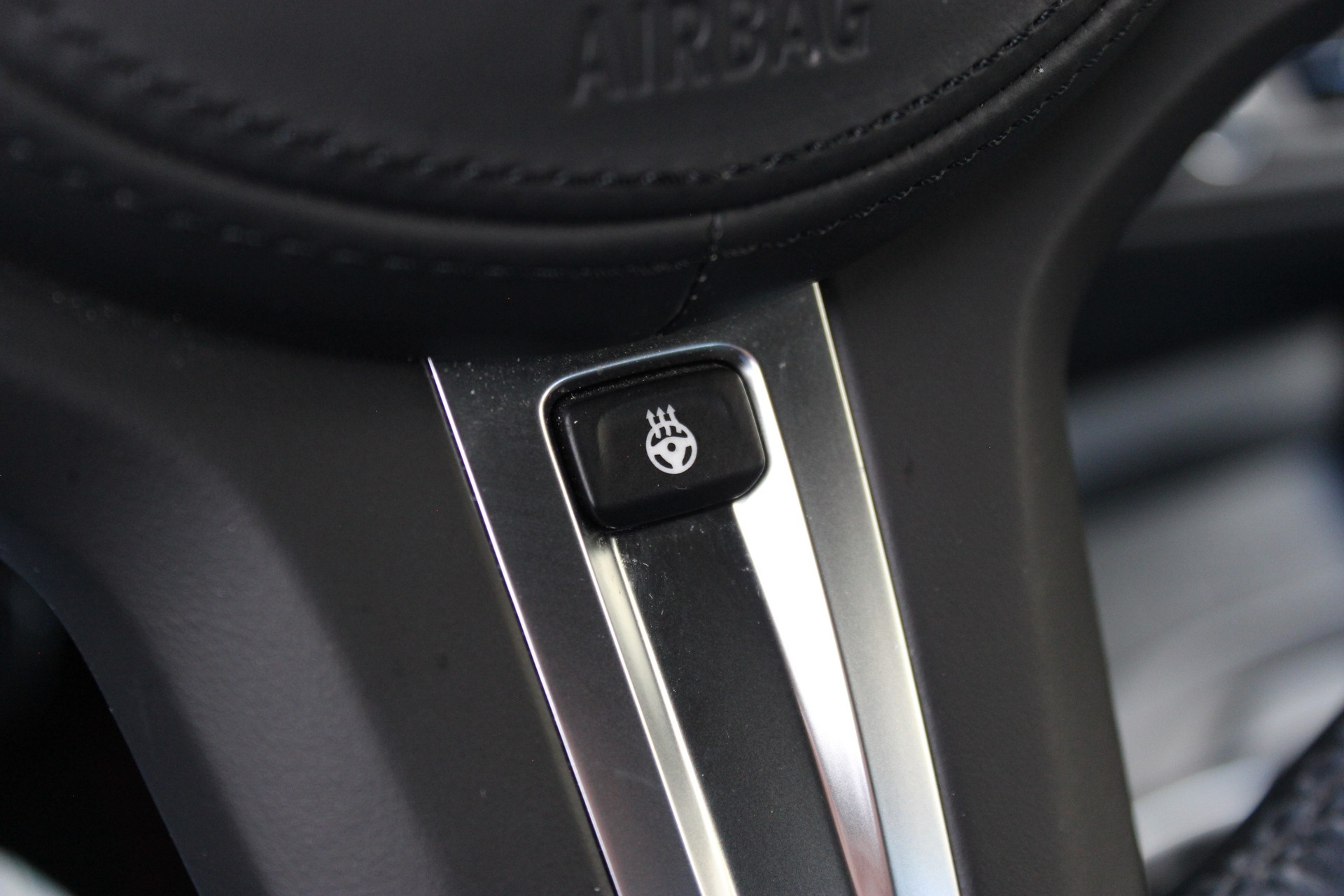 BMW 128ti-image-23