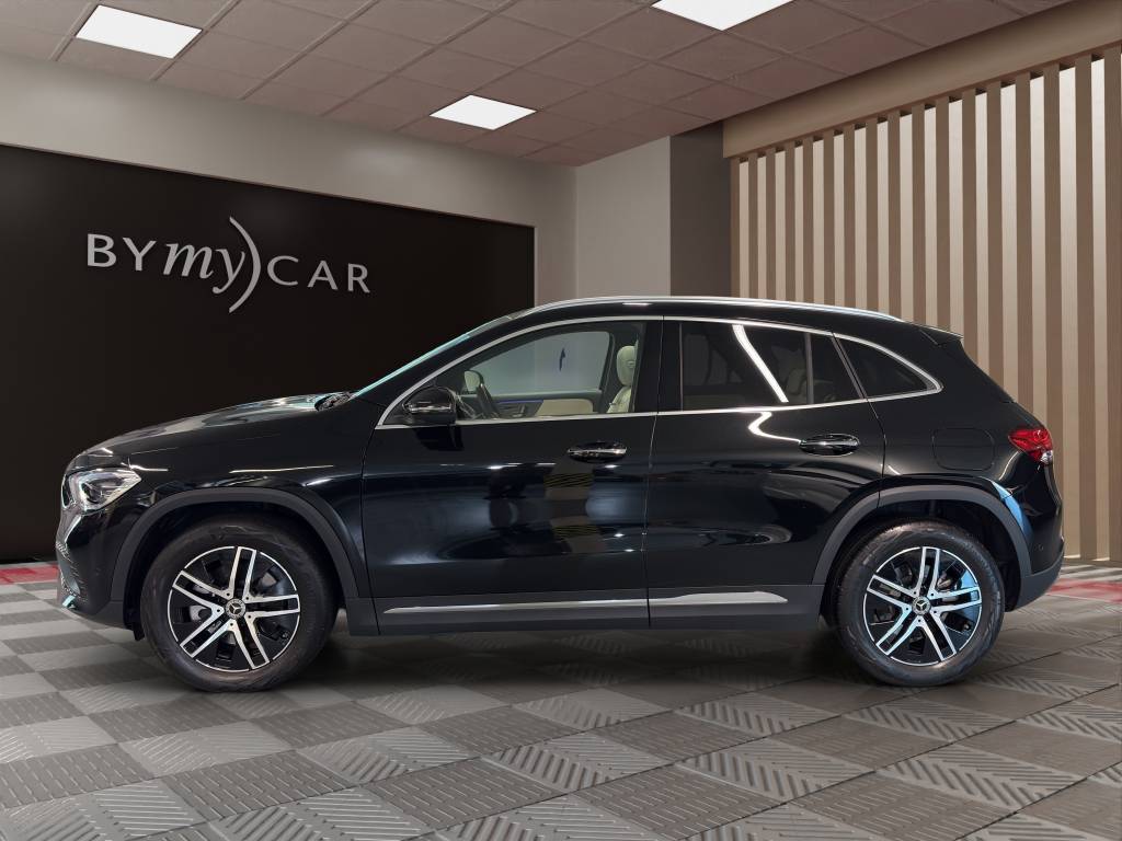 MERCEDES-BENZ GLA 250 4Matic Progressive 8G-DCT-image-3