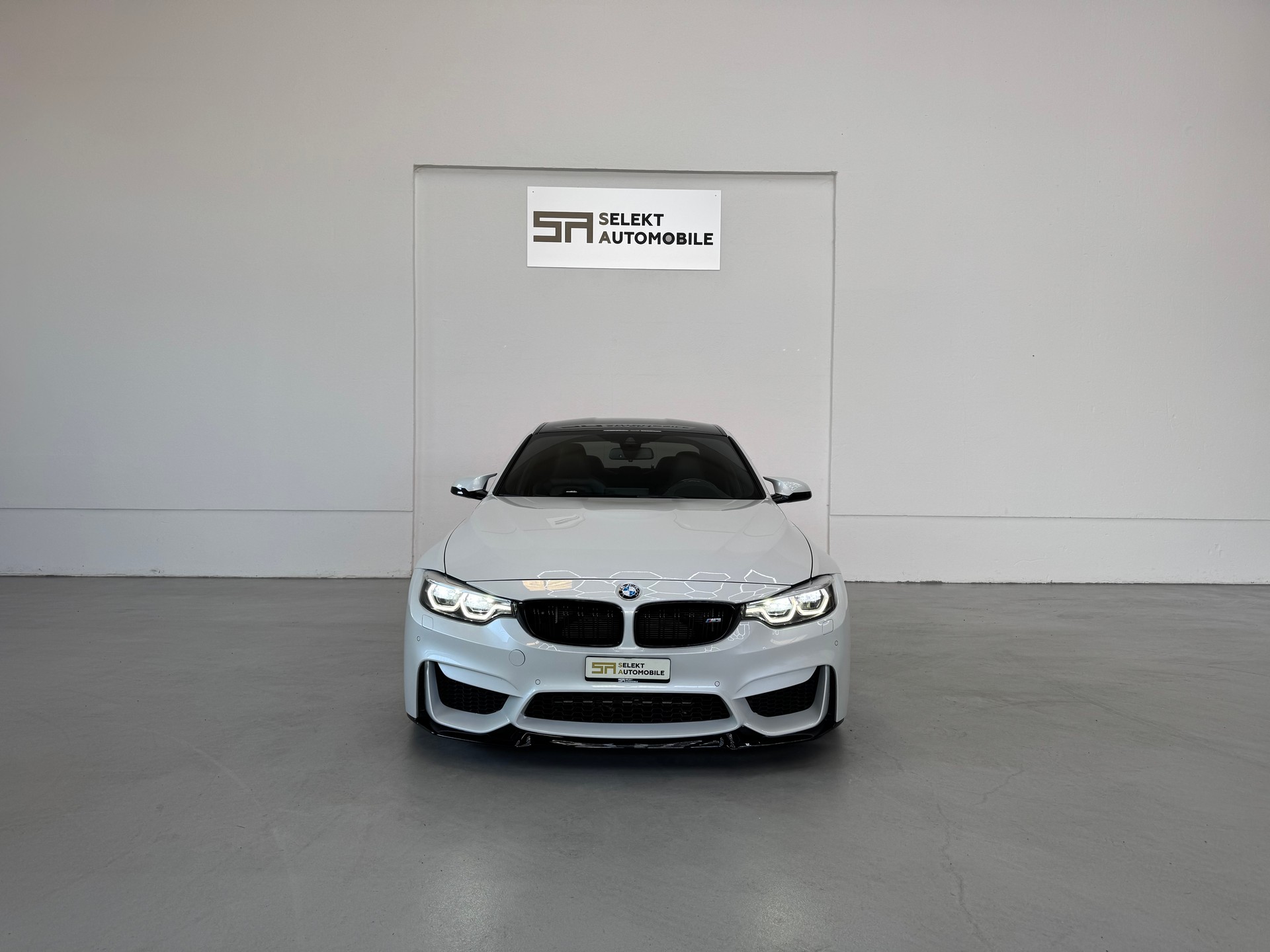 BMW M3 Competition Drivelogic | Carbon Parts | KW | M Performance Abgasanlage-image-2