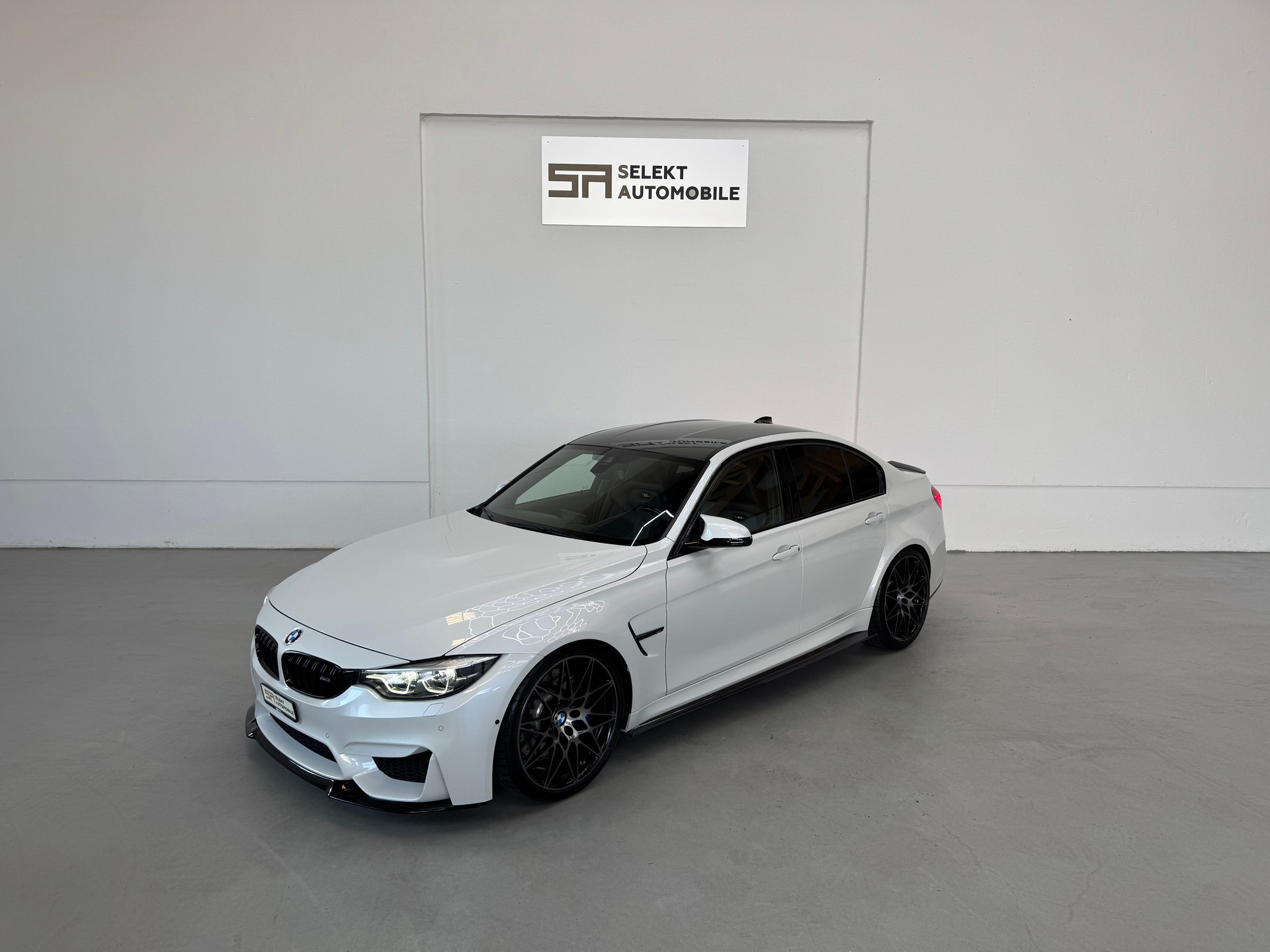 BMW M3 Competition Drivelogic | Carbon Parts | KW | M Performance Abgasanlage-image-0