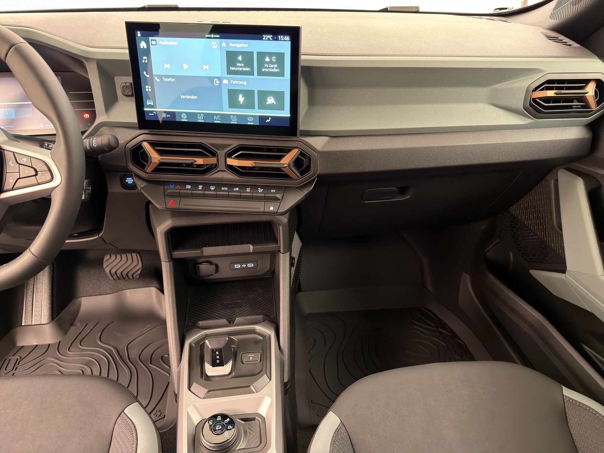 DACIA Duster 1.2 Hybrid Extreme 4WD-image-9