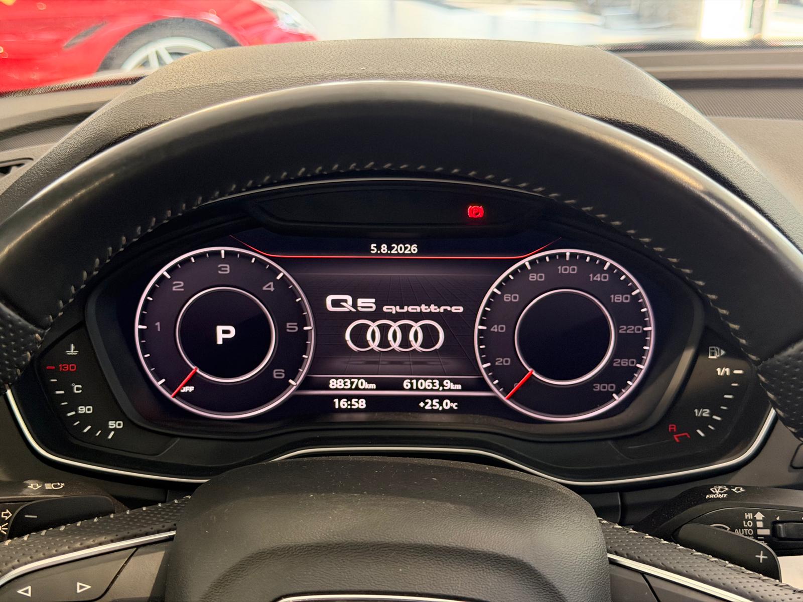AUDI Q5 40 TDI sport quattro S-tronic-image-8