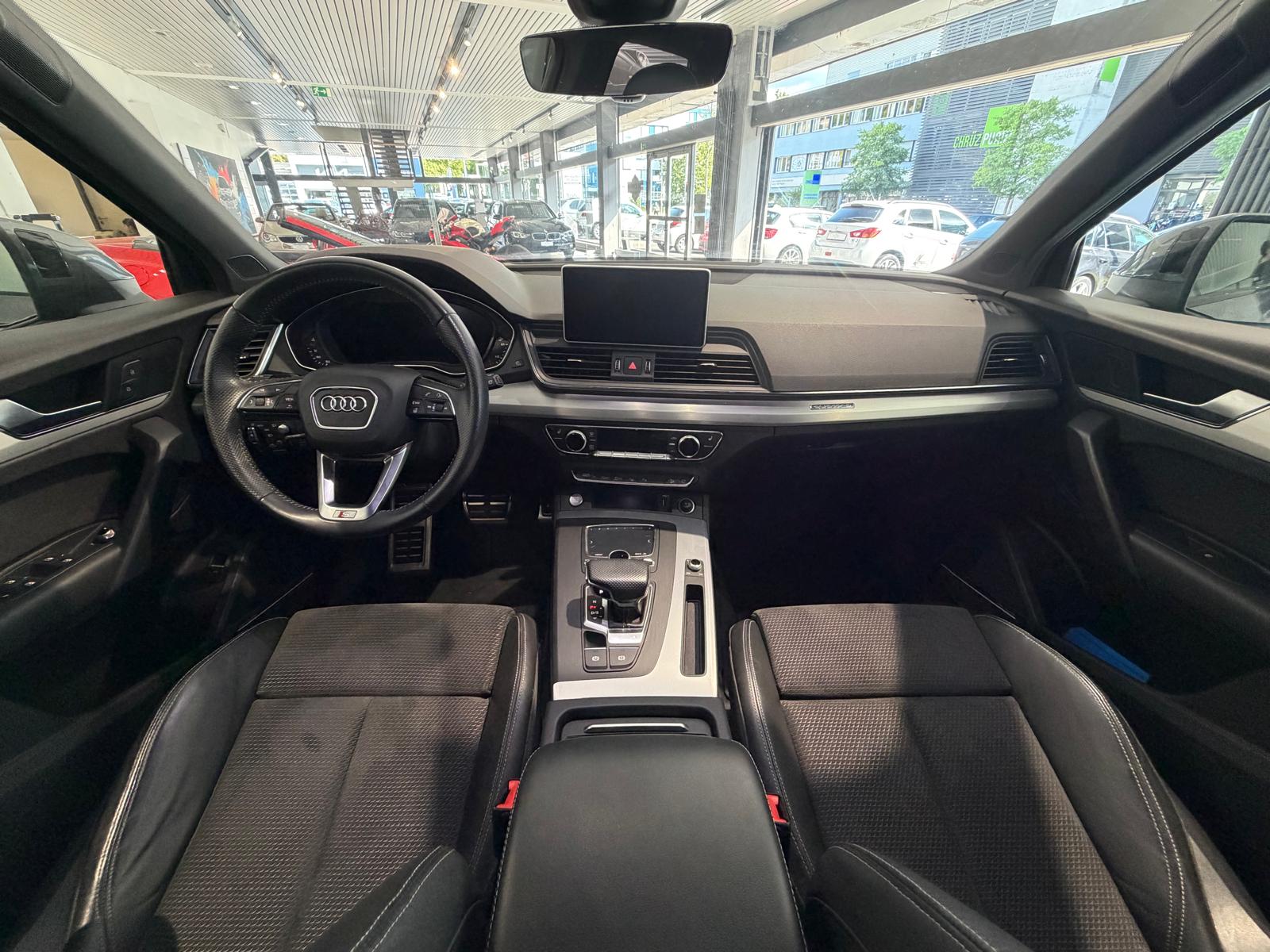 AUDI Q5 40 TDI sport quattro S-tronic-image-9