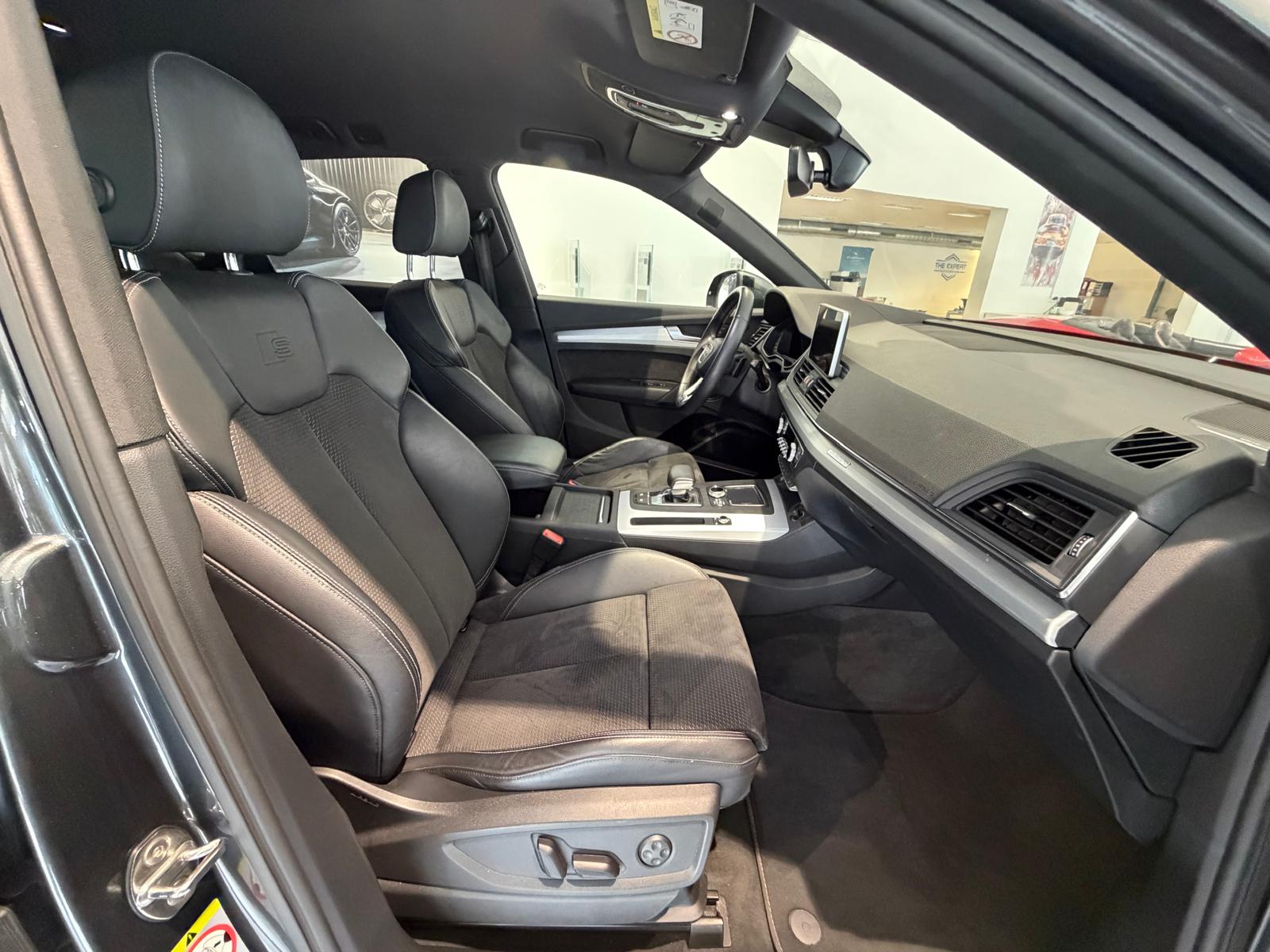 AUDI Q5 40 TDI sport quattro S-tronic-image-10