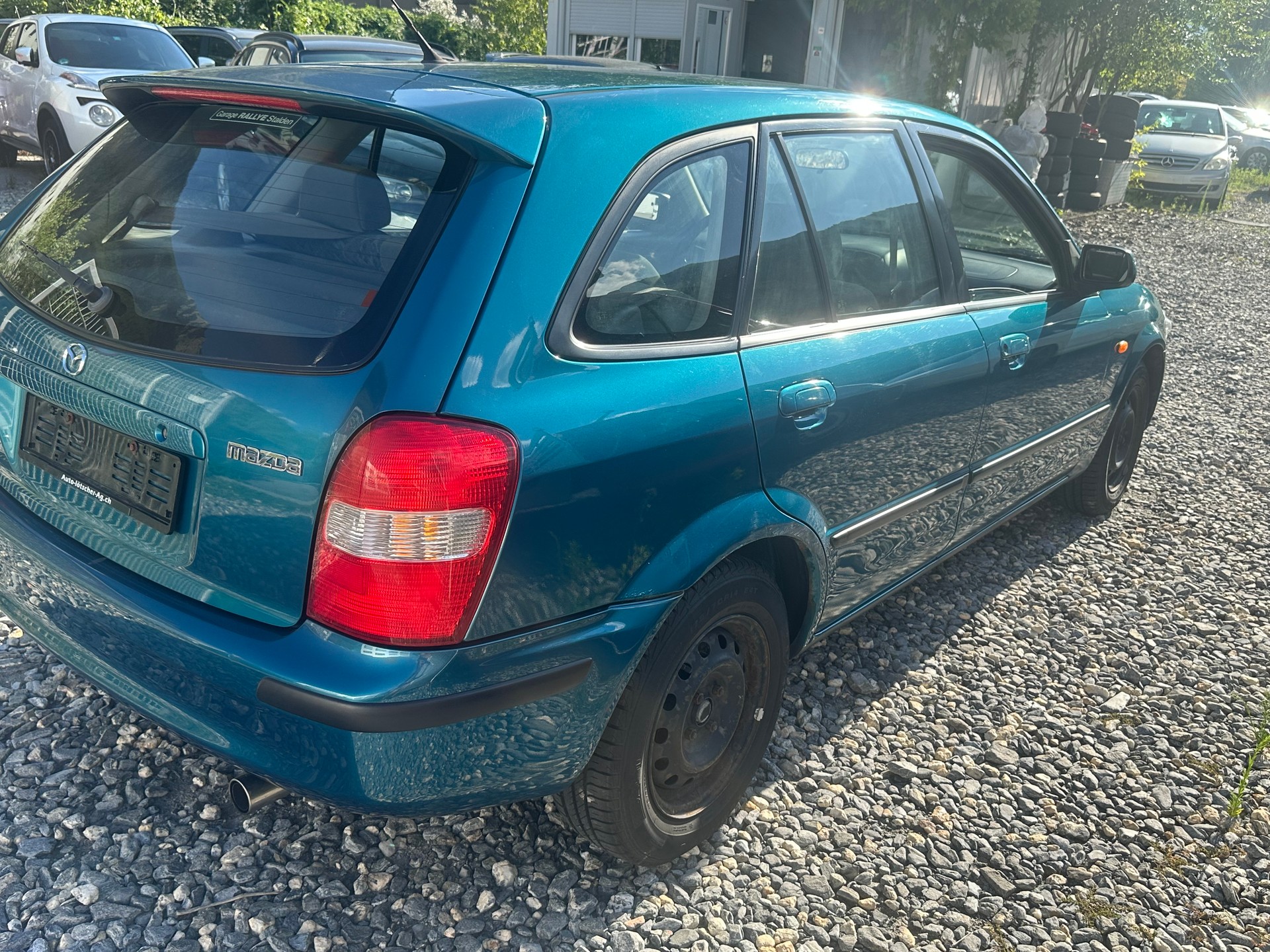 MAZDA 323 F 1.8i-16V-image-8