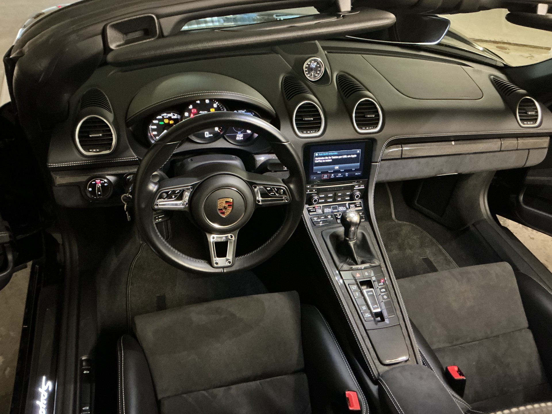 PORSCHE 4.0 Spyder-image-1