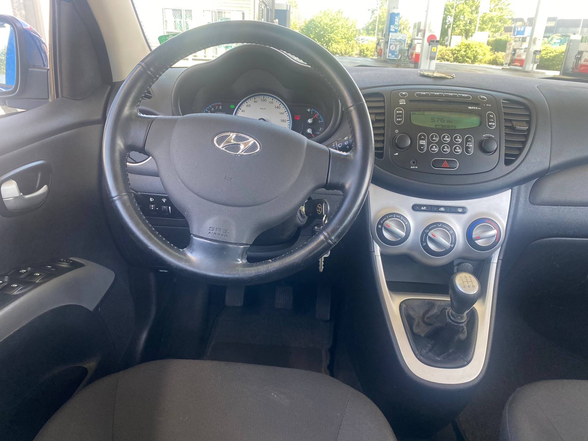 HYUNDAI i10 1.2 Style-image-8