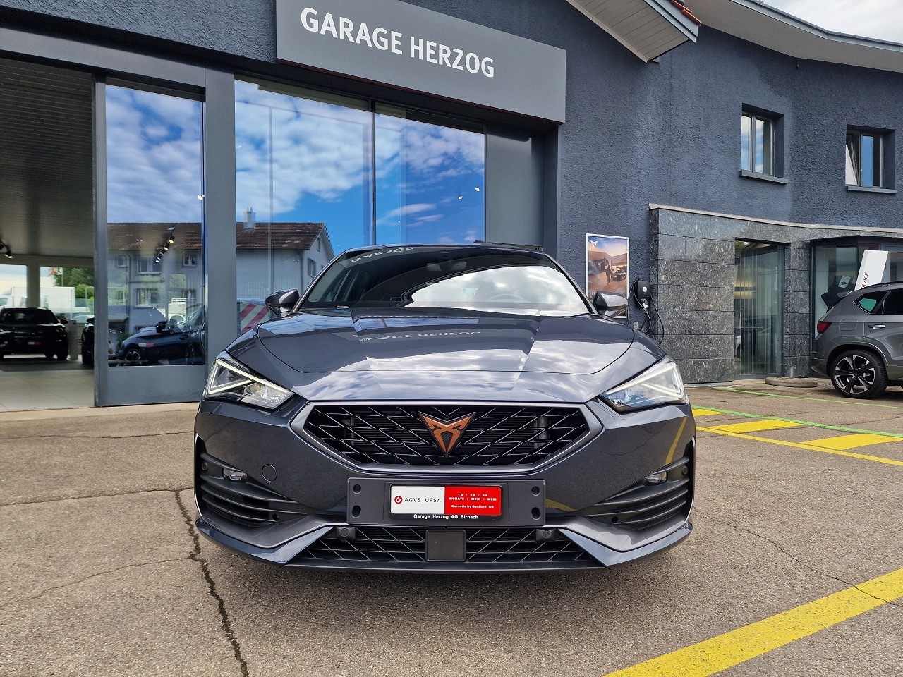 CUPRA LEON VZ 2.0 TSI DSG-image-8