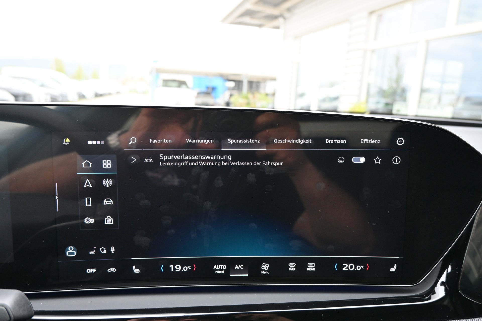 AUDI A5 Avant 40 TFSI S Line Plus S tronic 204PS + Werksgarantie 07.2027-image-24