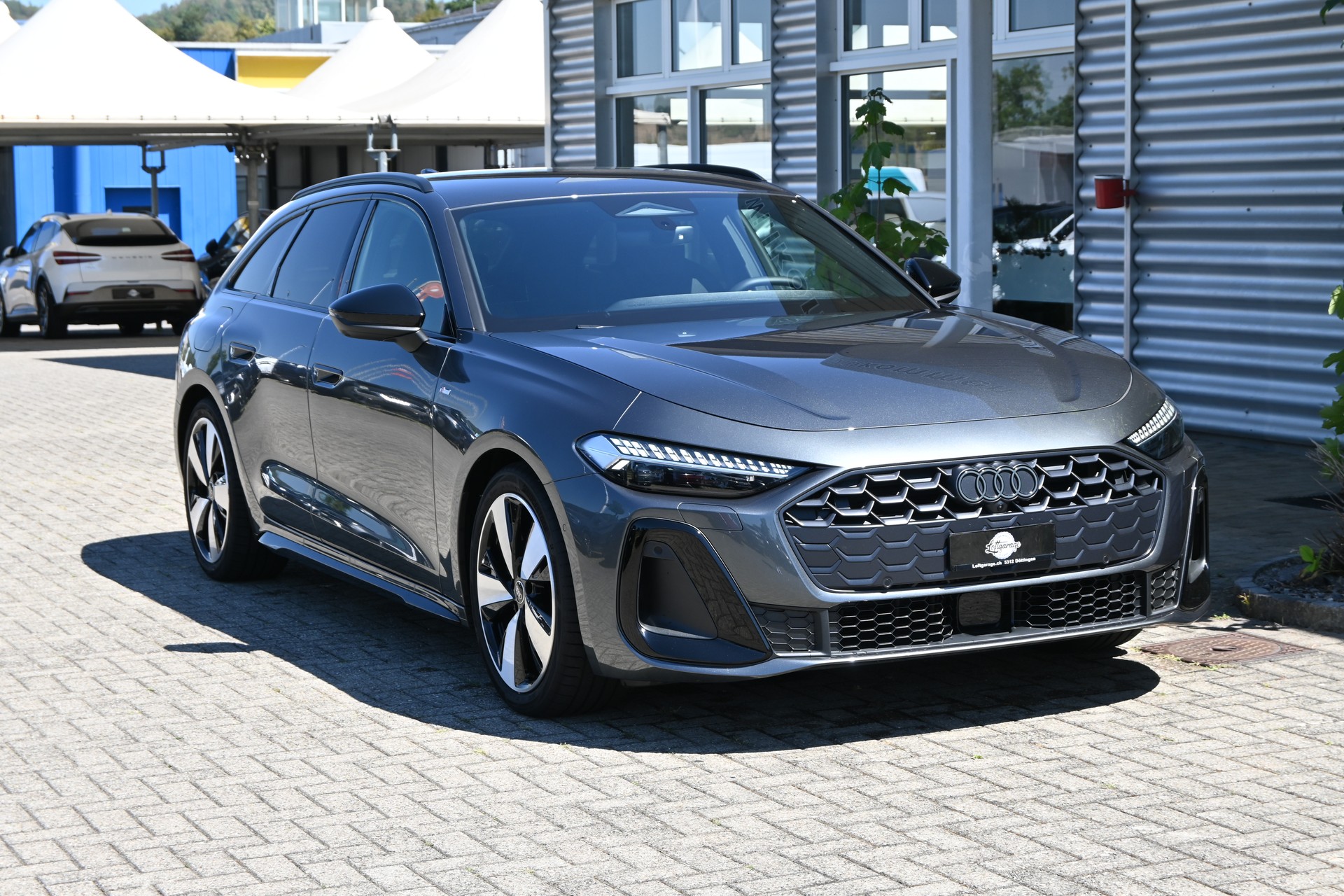 AUDI A5 Avant 40 TFSI S Line Plus S tronic 204PS + Werksgarantie 07.2027