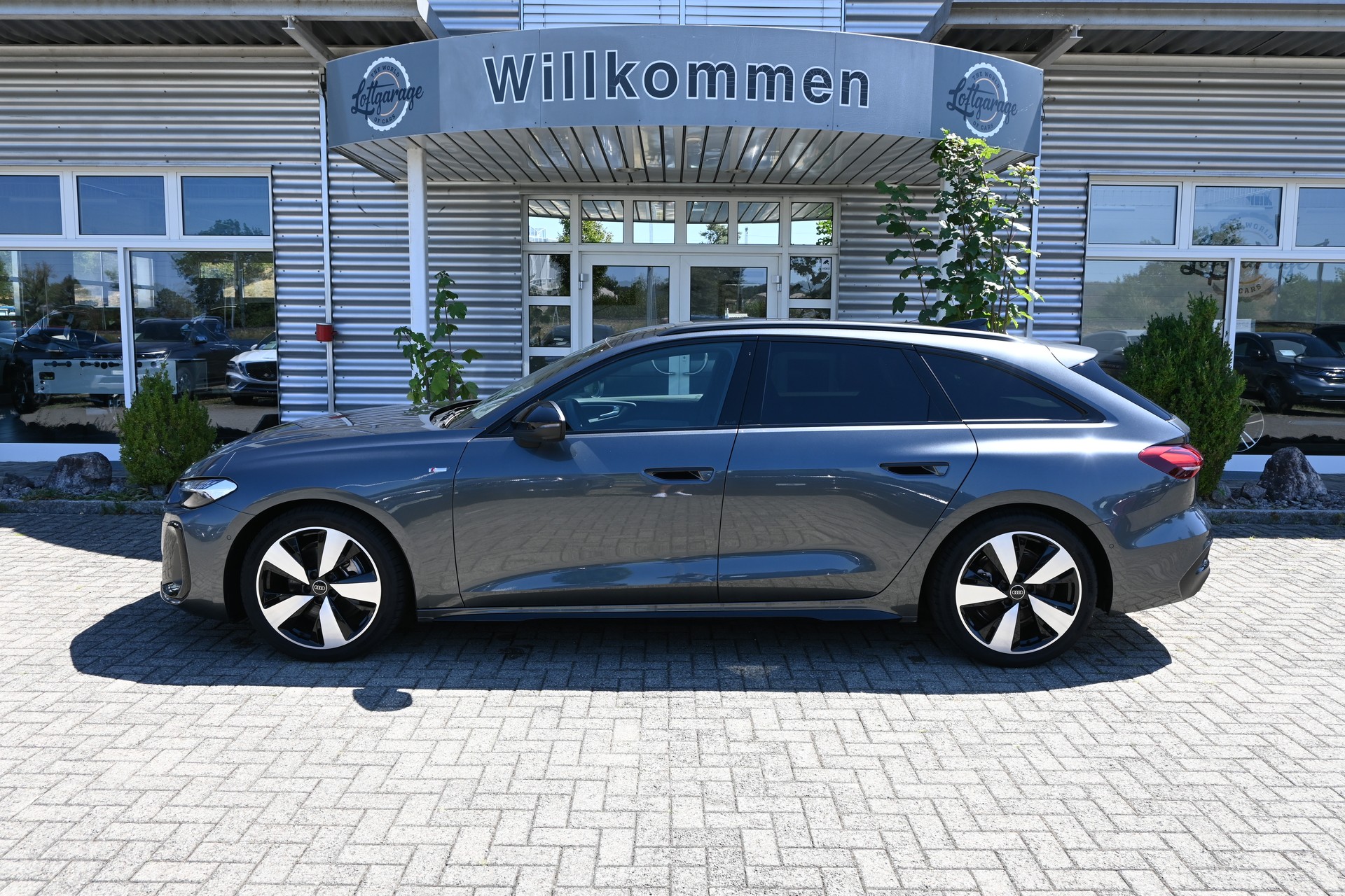 AUDI A5 Avant 40 TFSI S Line Plus S tronic 204PS + Werksgarantie 07.2027-image-4