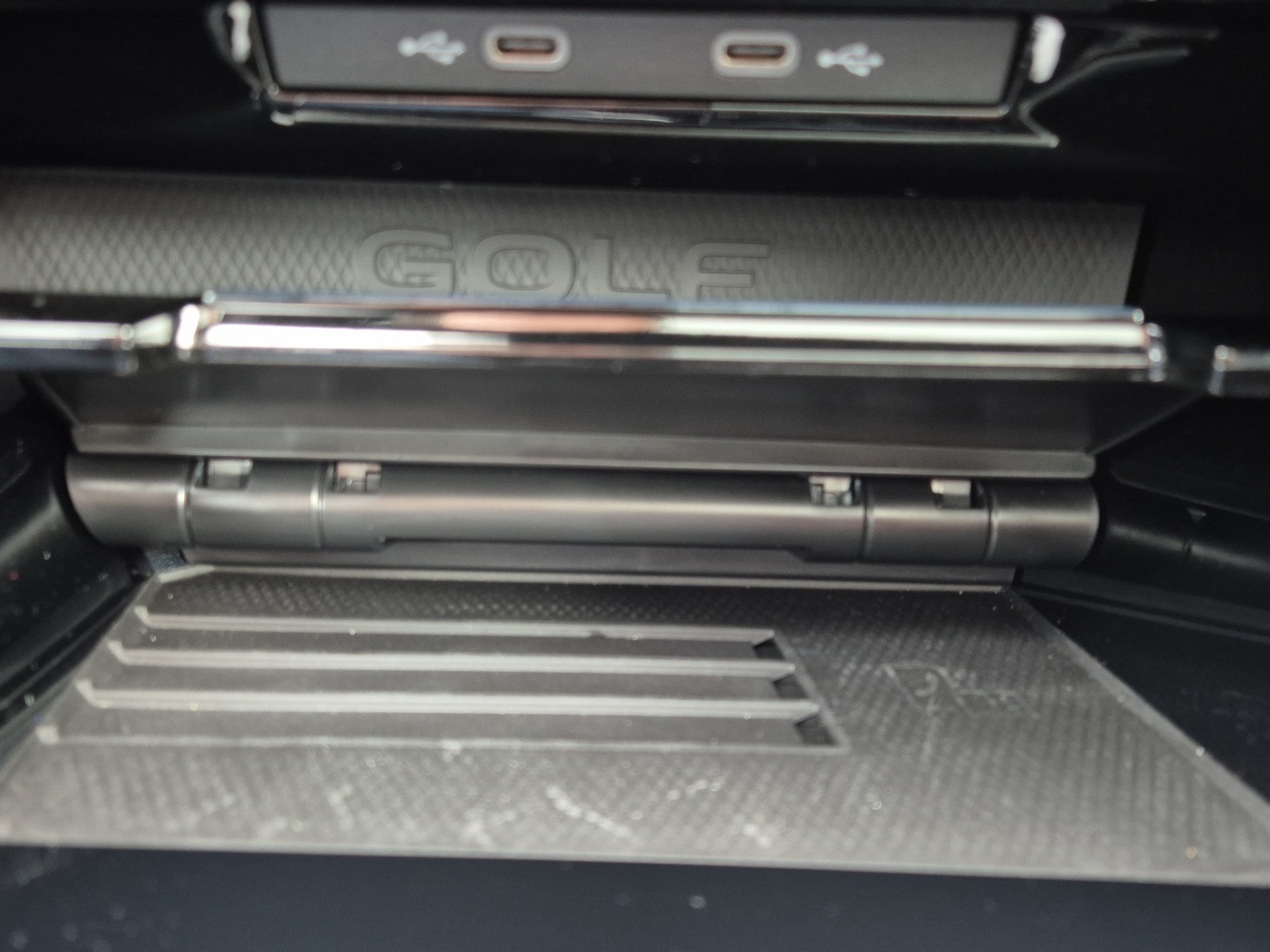VW Golf 2.0 TSI R DSG 4 Motion-image-19