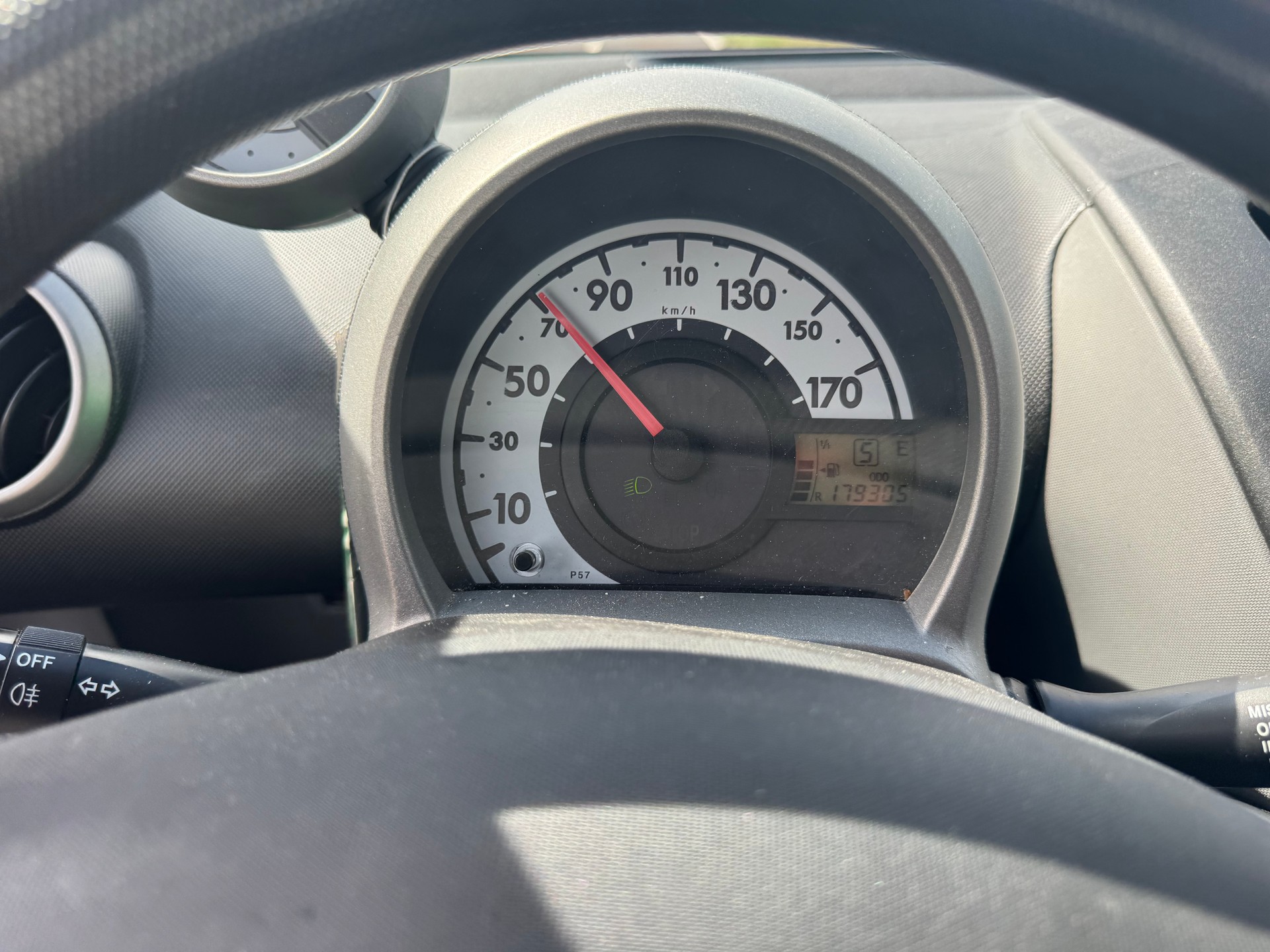 PEUGEOT 107 1.0 Trendy BMP5-image-8