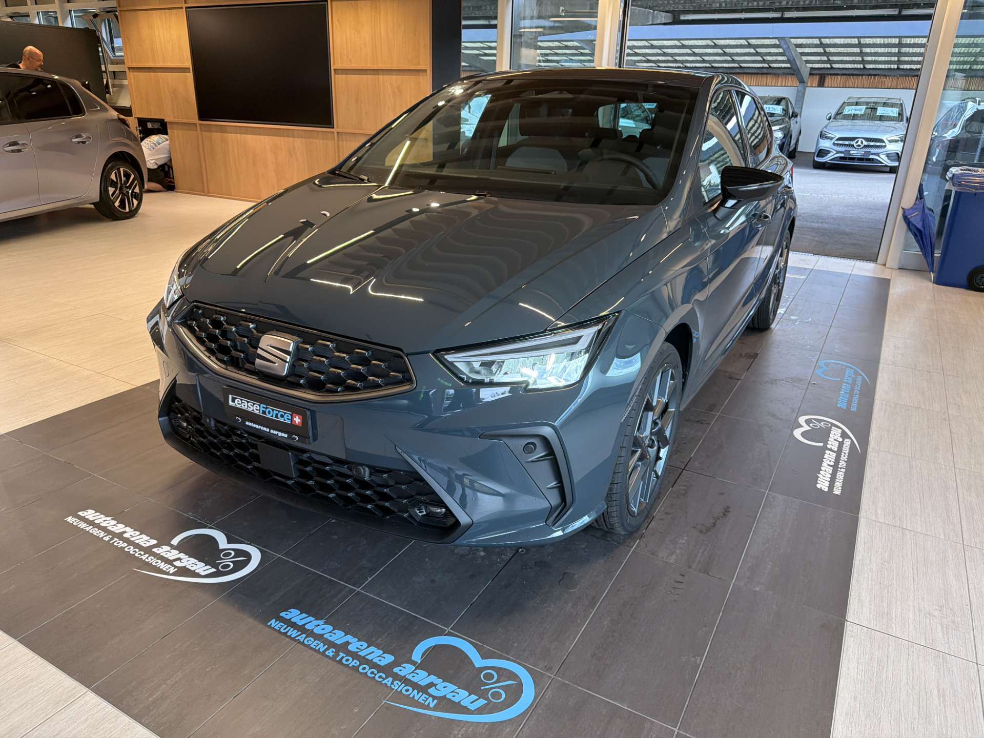 SEAT Ibiza 1.0 EcoTSi FR DSG-Automat-image-0