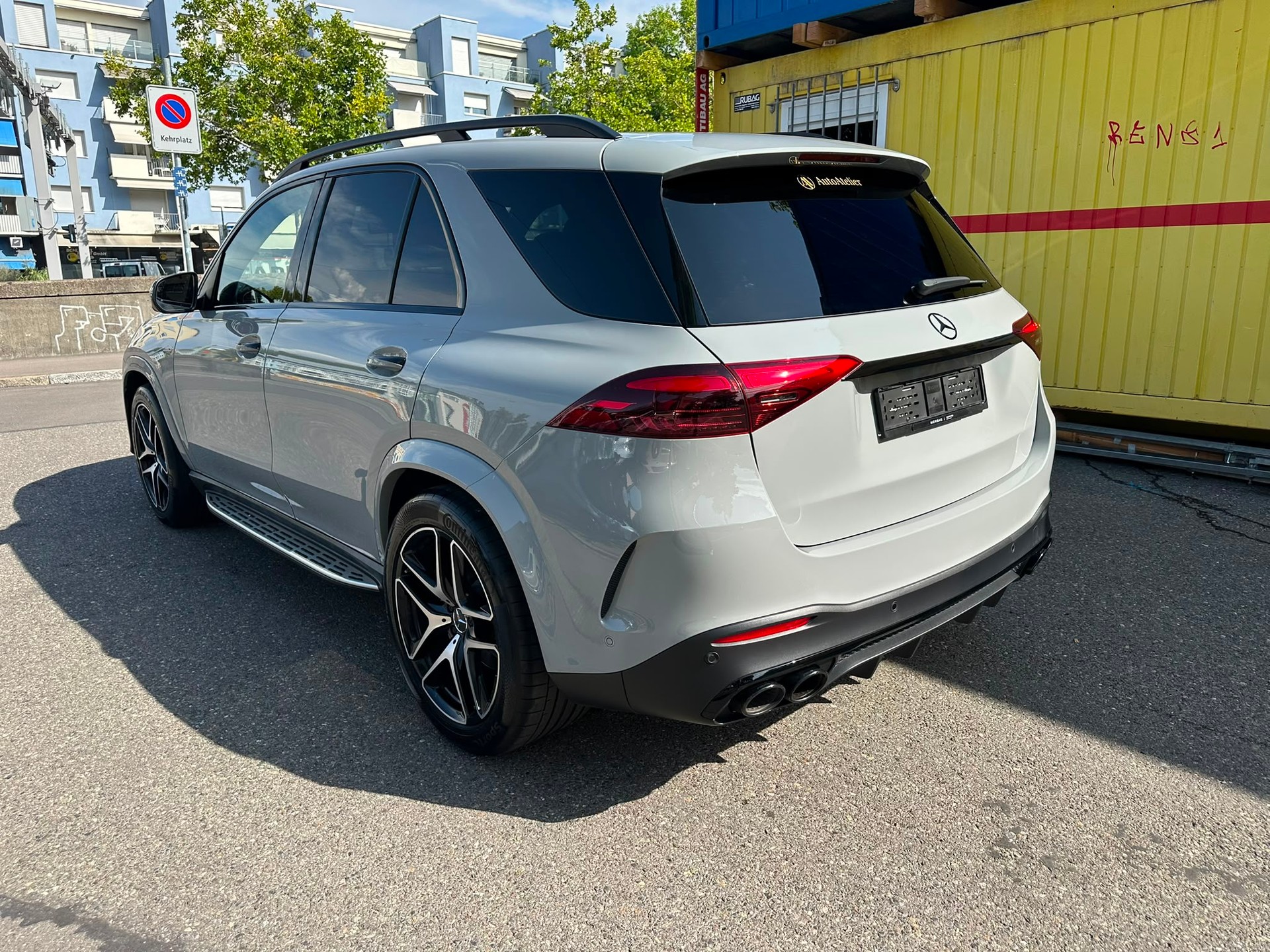MERCEDES-BENZ GLE 53 AMG 4Matic+ 9G-Speedshift-showroom-element-2