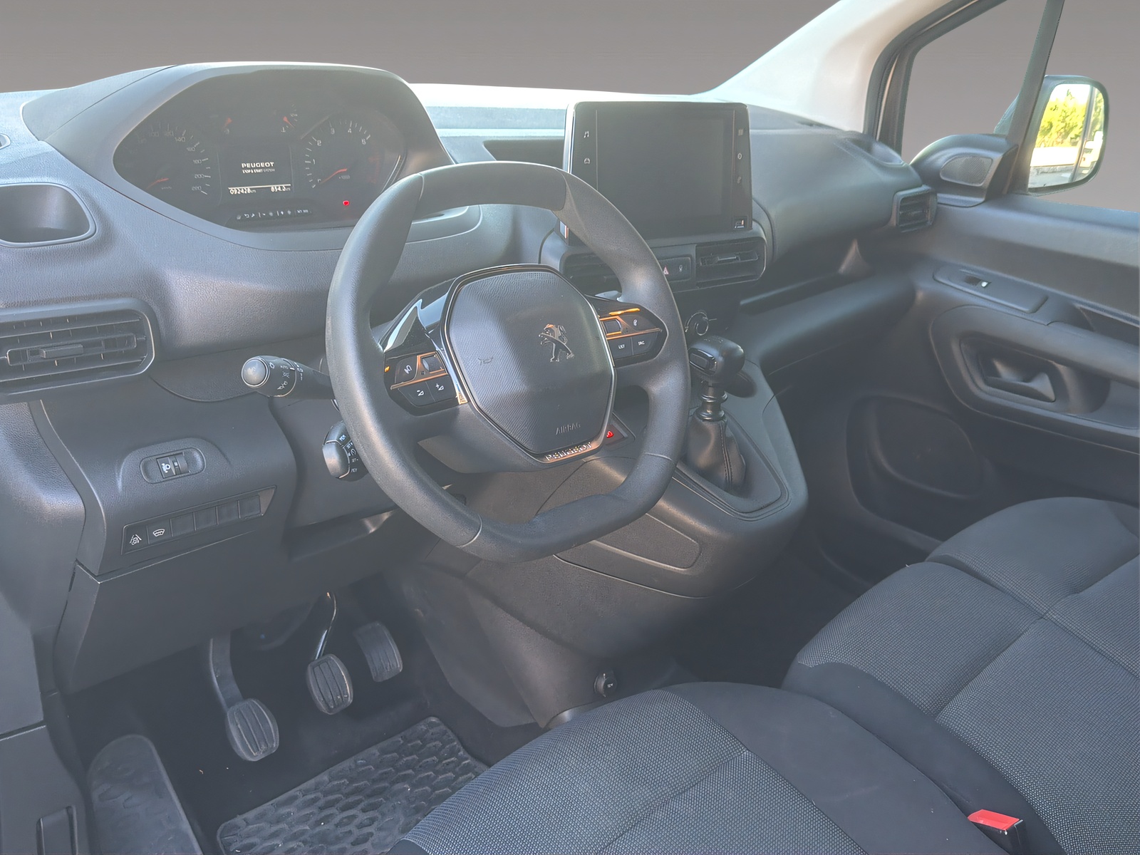 PEUGEOT Partner Kaw. 1000 Standard 1.5 BlueHDI 130 Asphalt S/S-image-6