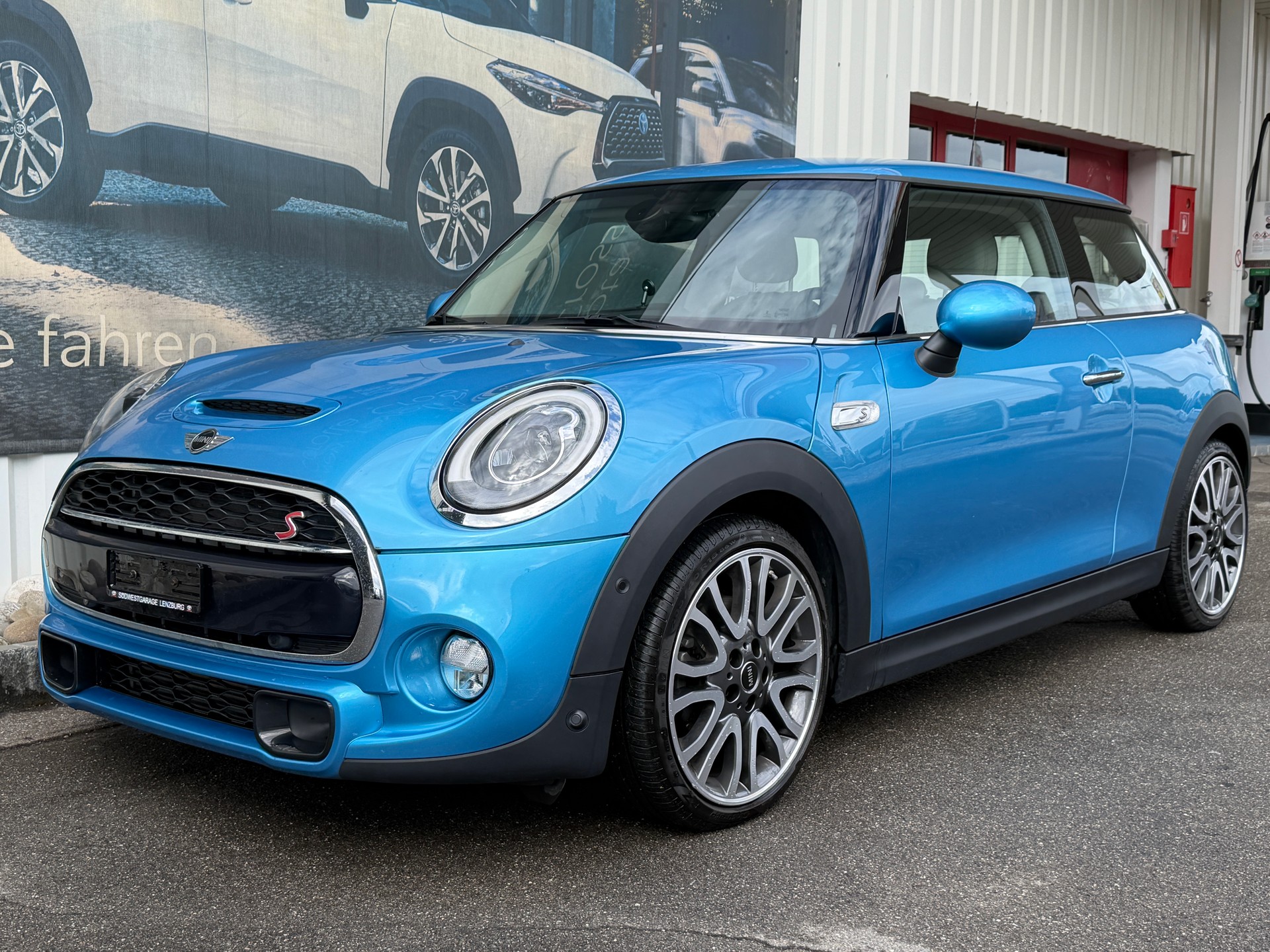 MINI Cooper S Steptronic-image-2