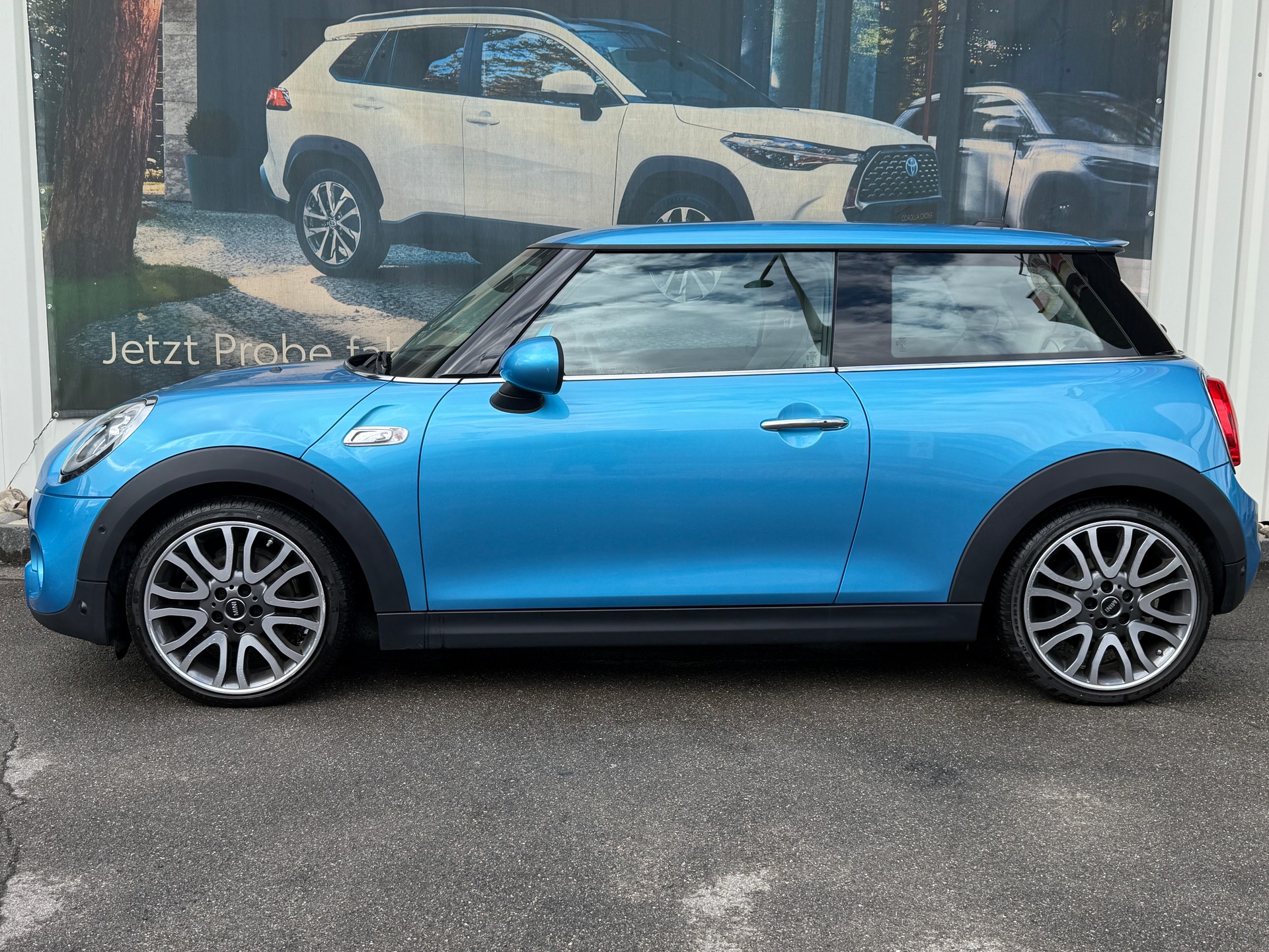 MINI Cooper S Steptronic-image-1