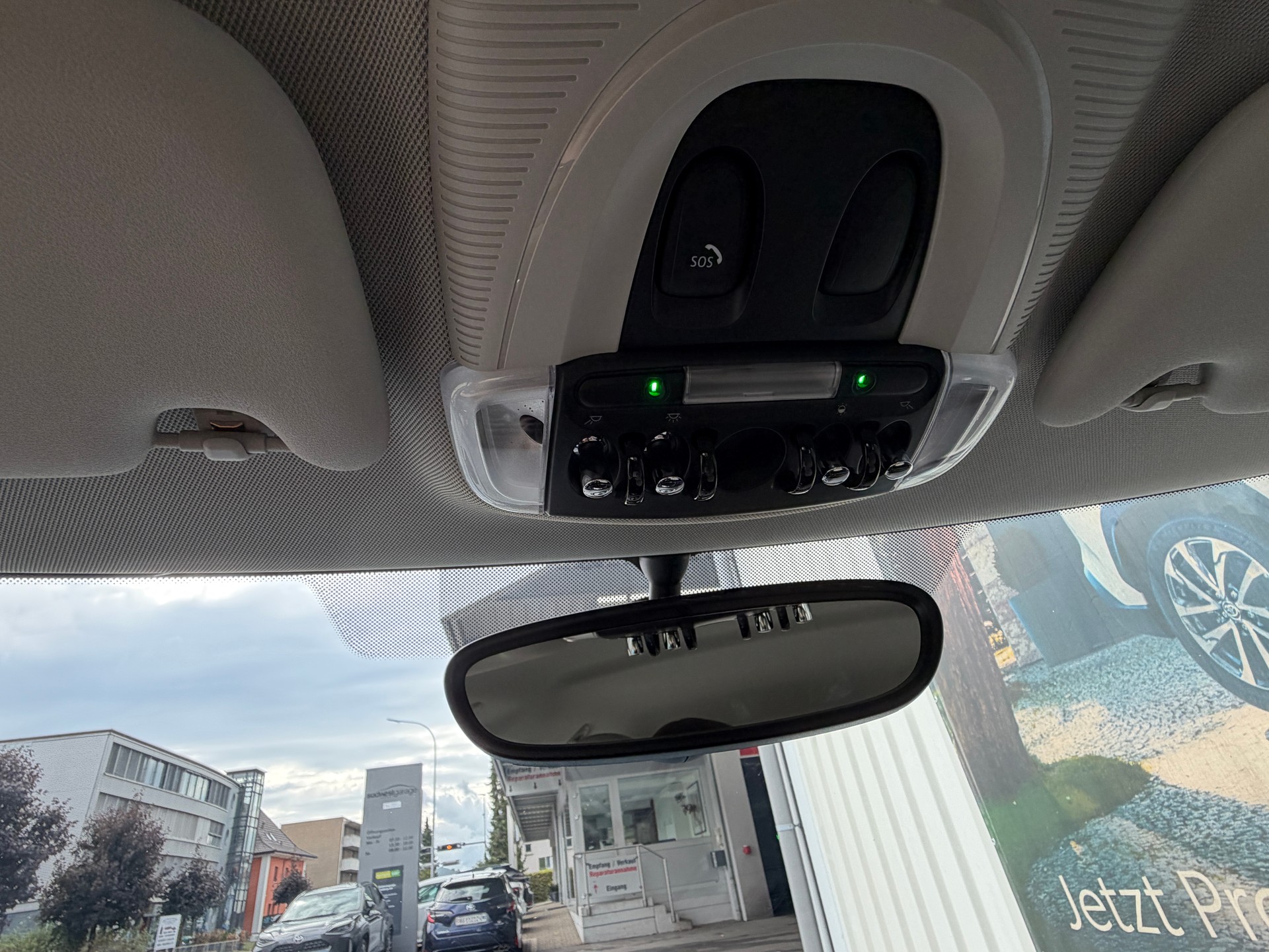 MINI Cooper S Steptronic-image-16