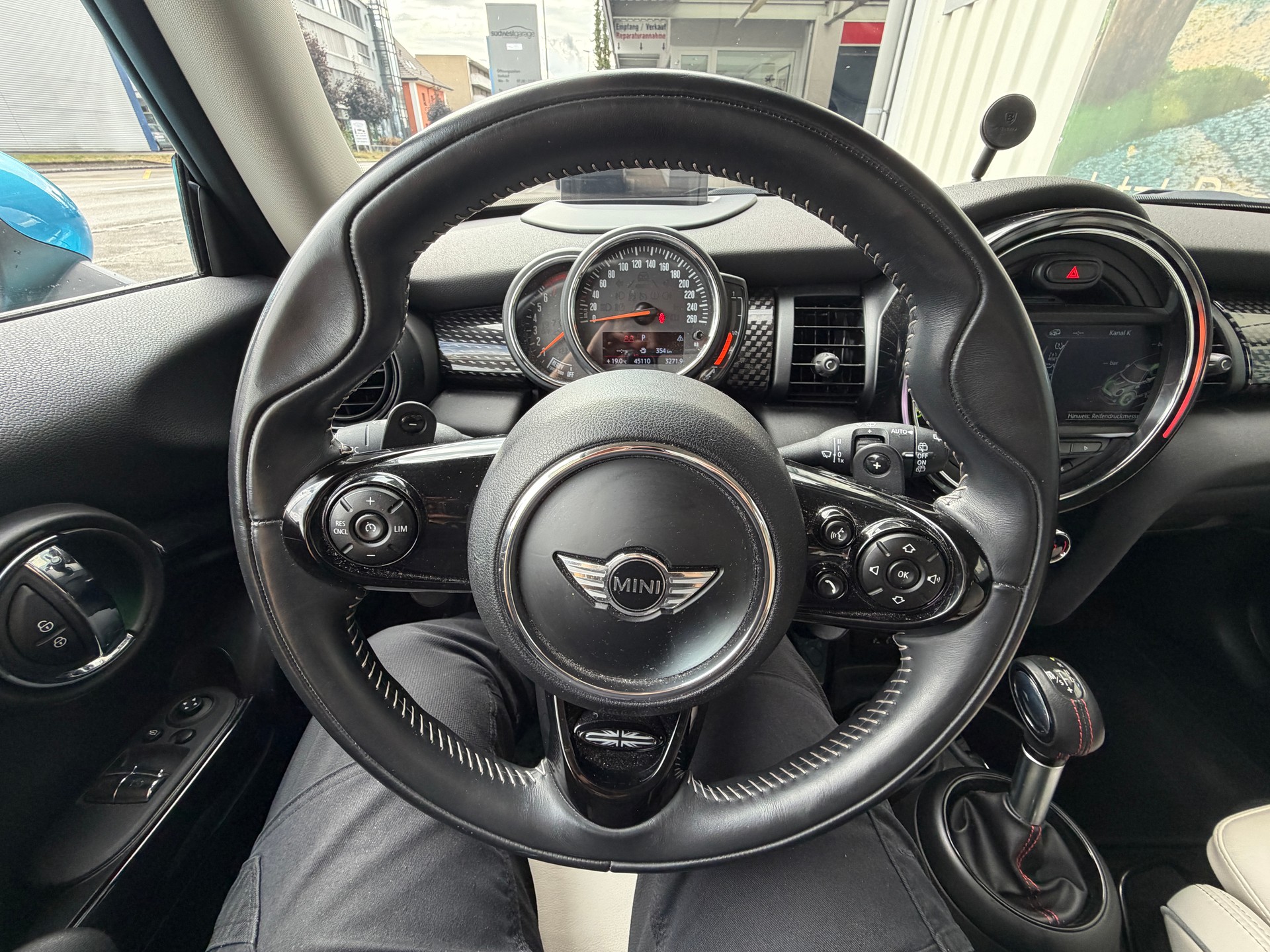 MINI Cooper S Steptronic-image-12